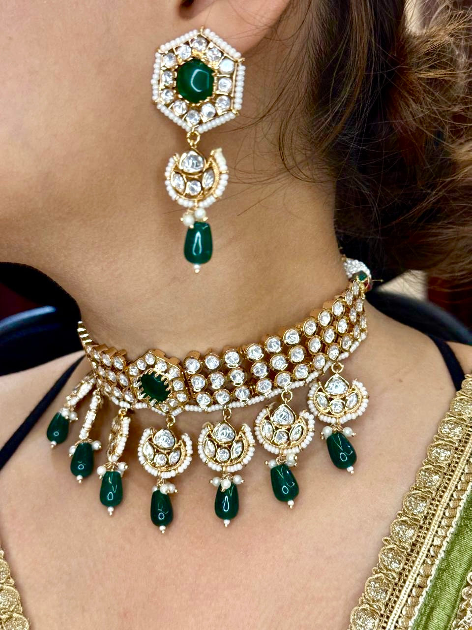 Ruhi Green Kundan Choker
