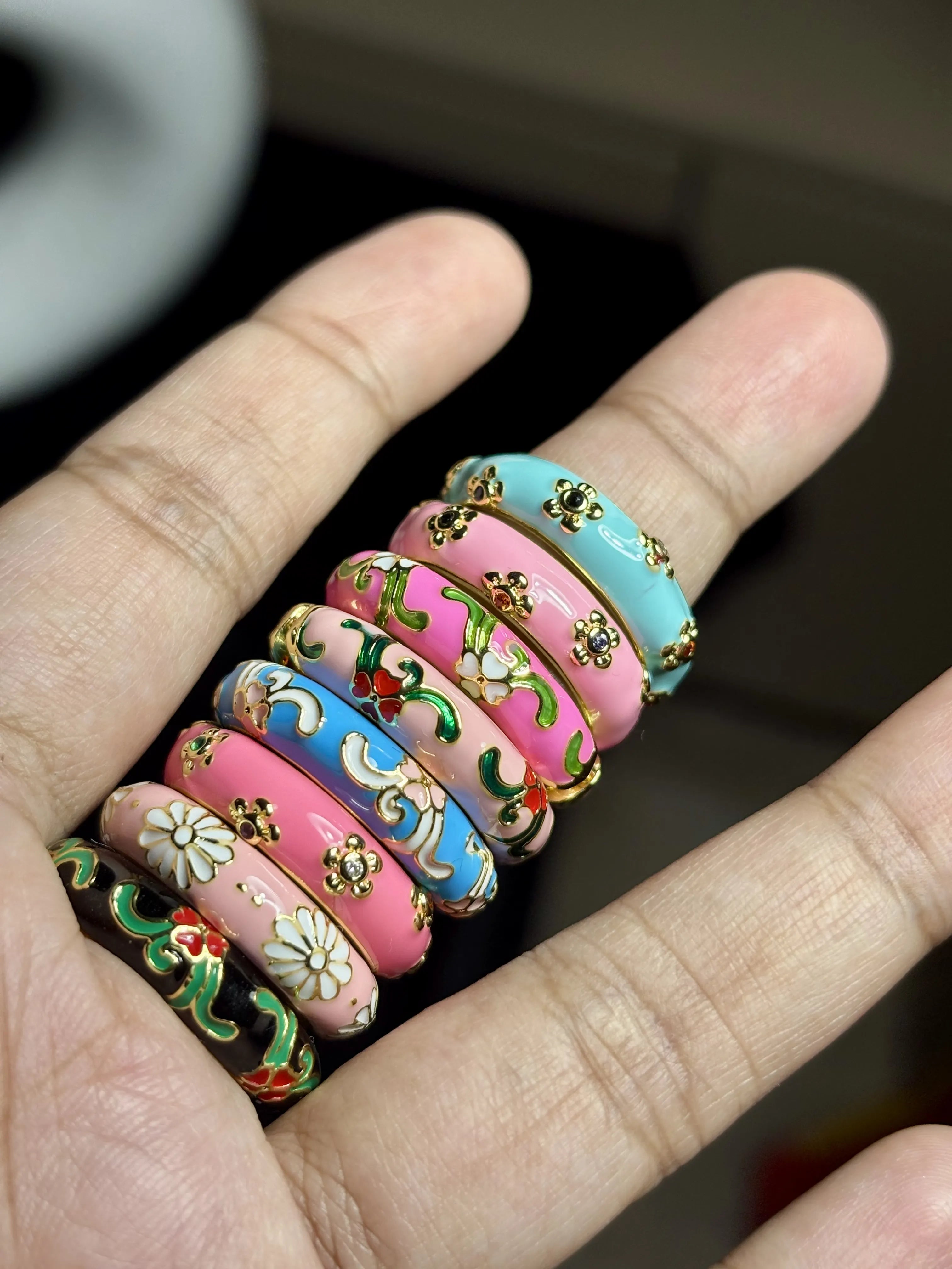 Flutter Pop Rings
