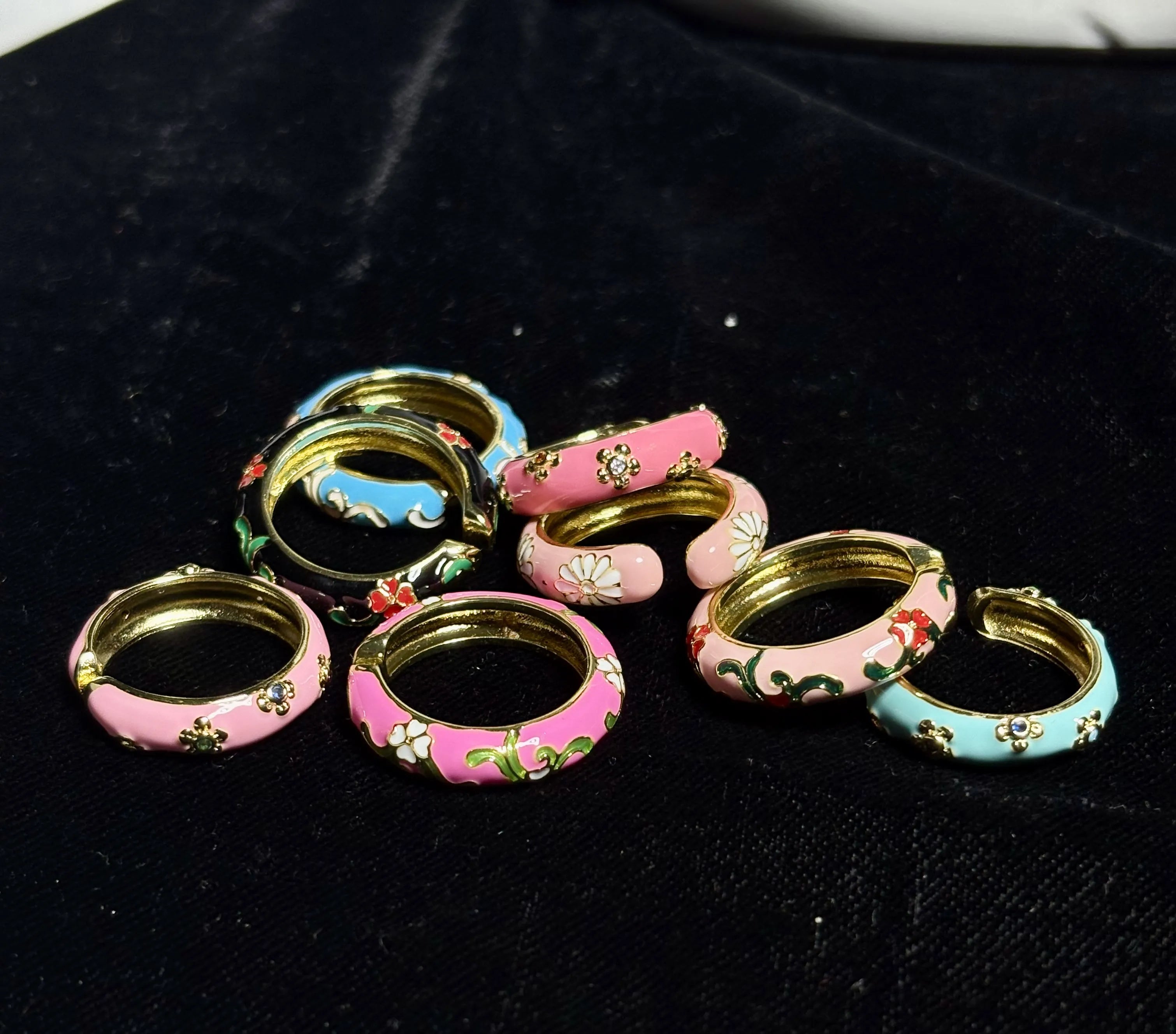Flutter Pop Rings