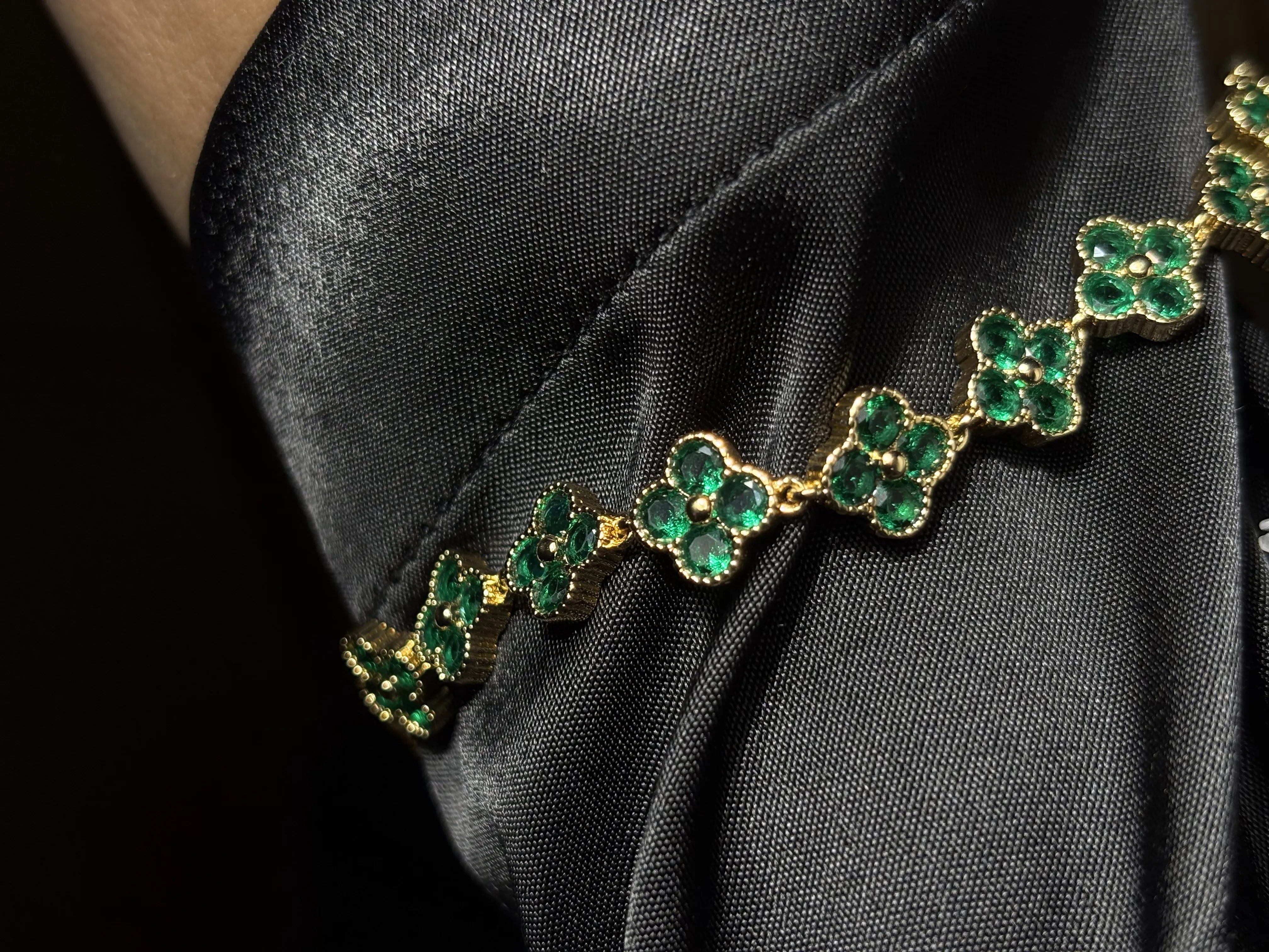 Emerald Cleef Bracelet
