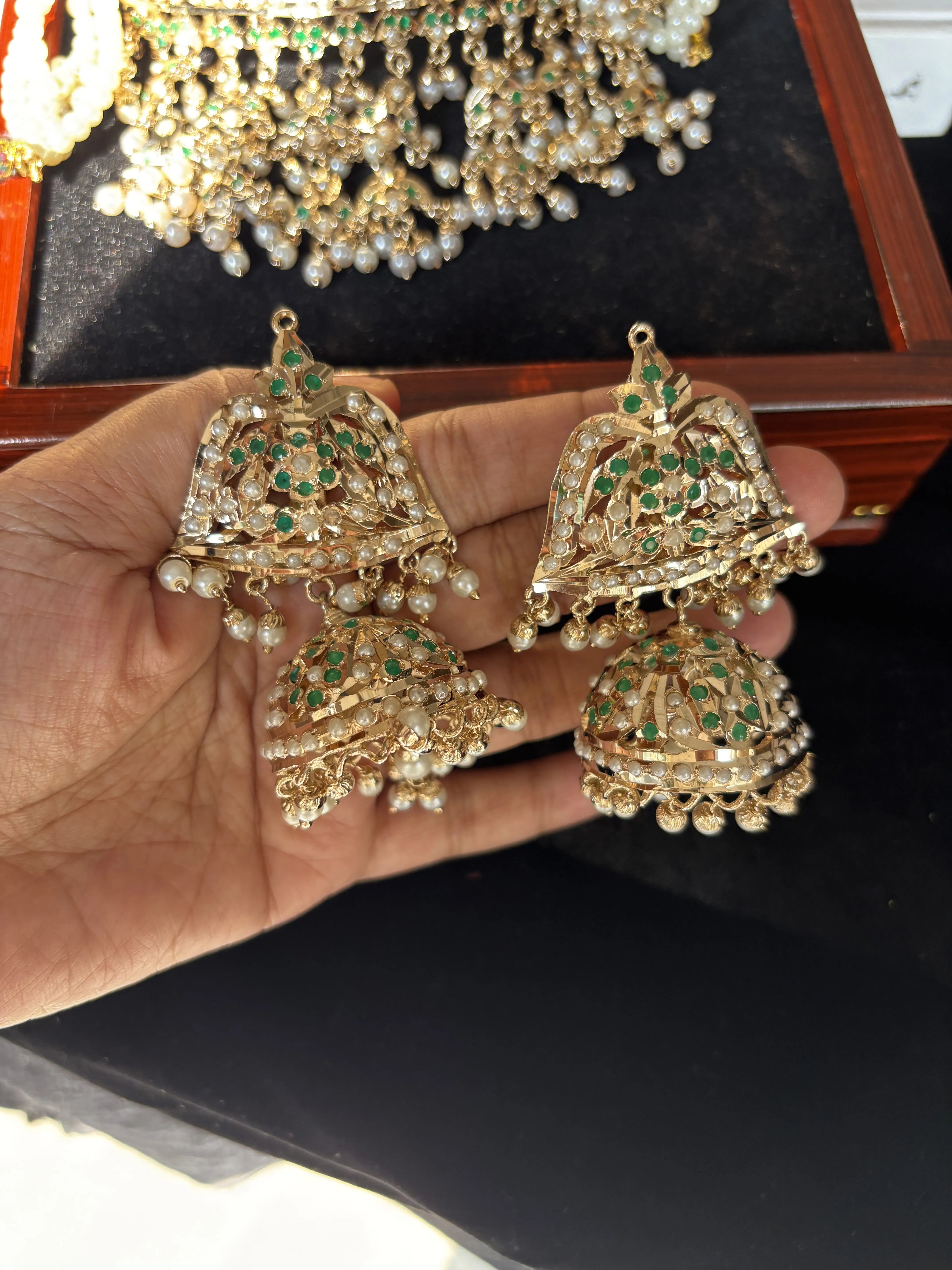 Alankar Jadau Choker