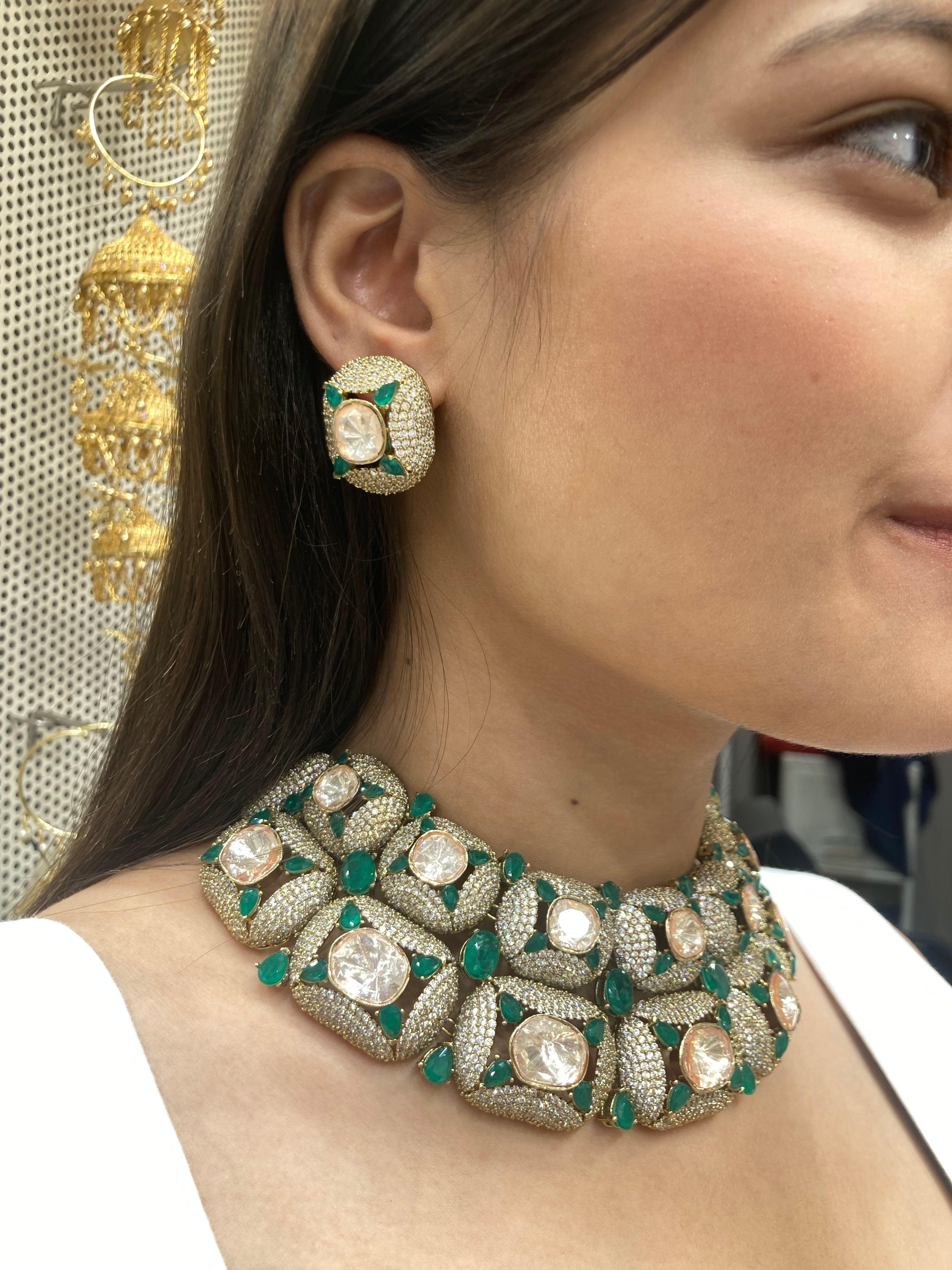 Aurelia Emerald Choker Set
