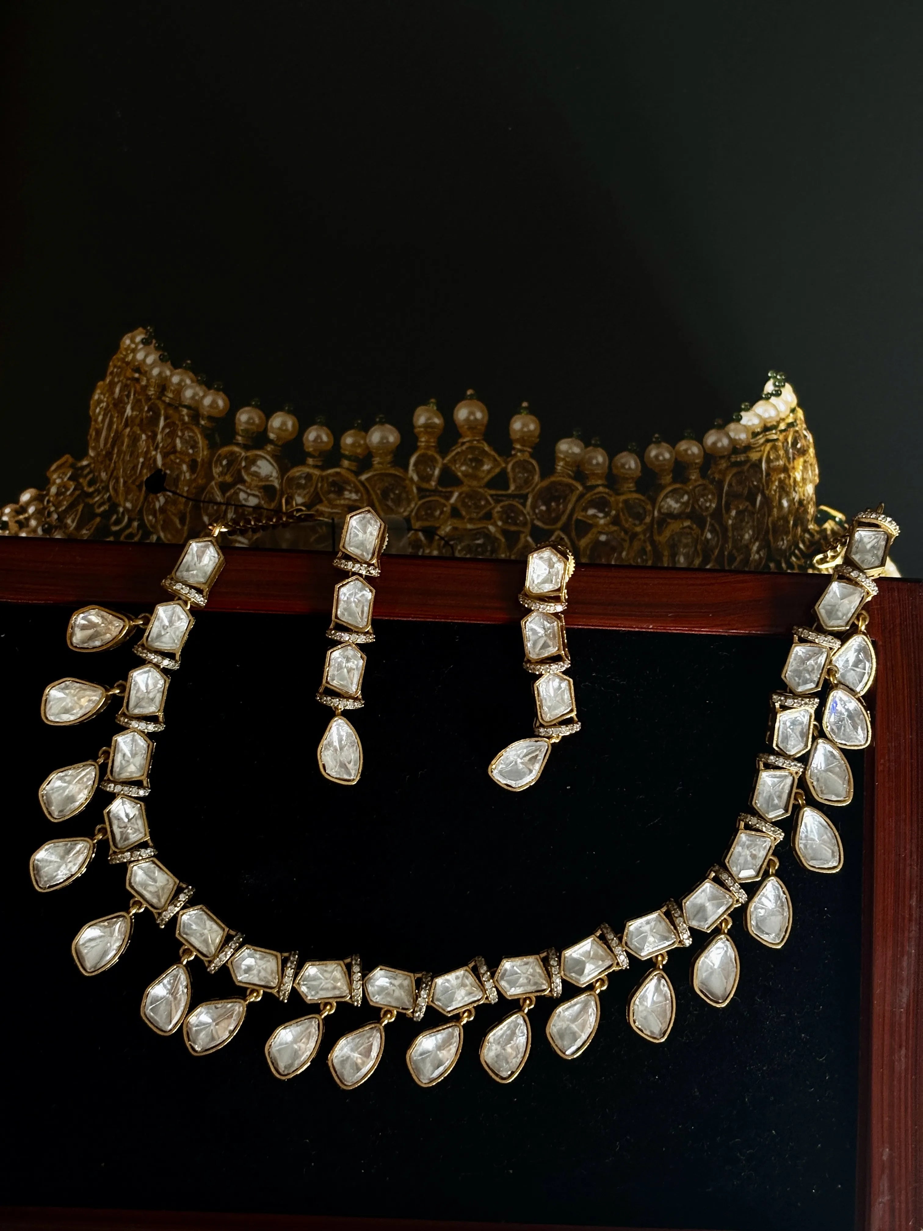 Sutra Moissanite Necklace Set