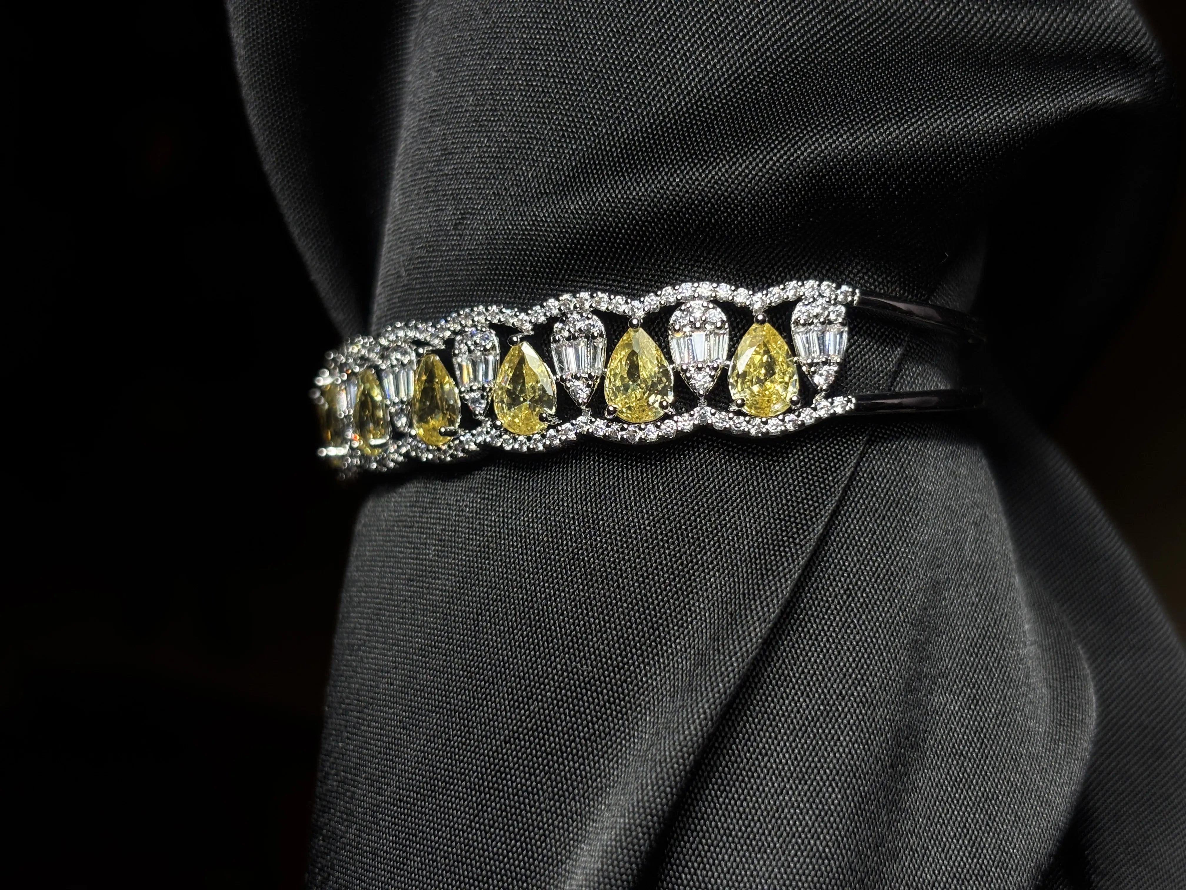 Citrine luminous Glow Bracelet