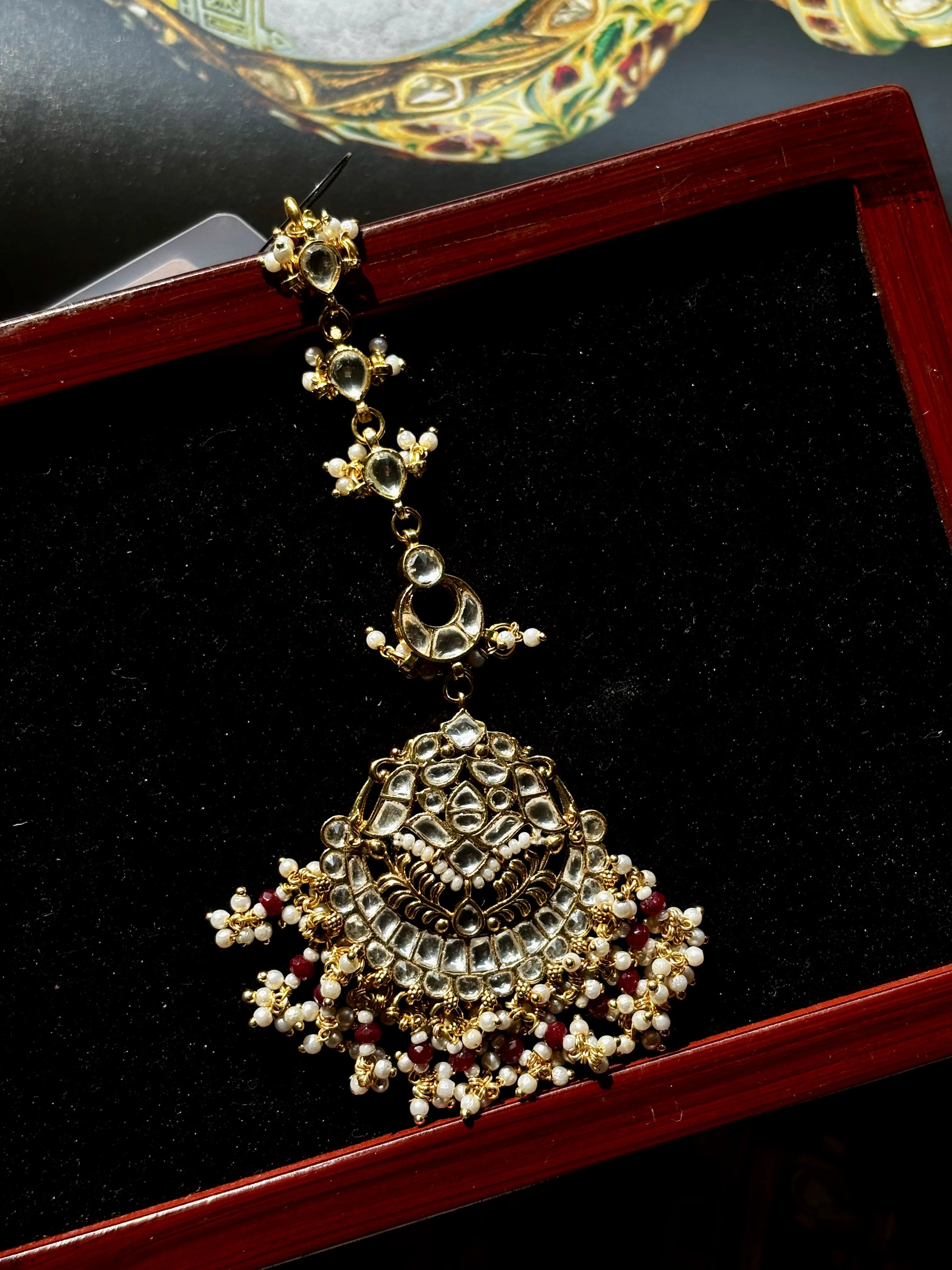 Ivory Red Mogra Maangtikka