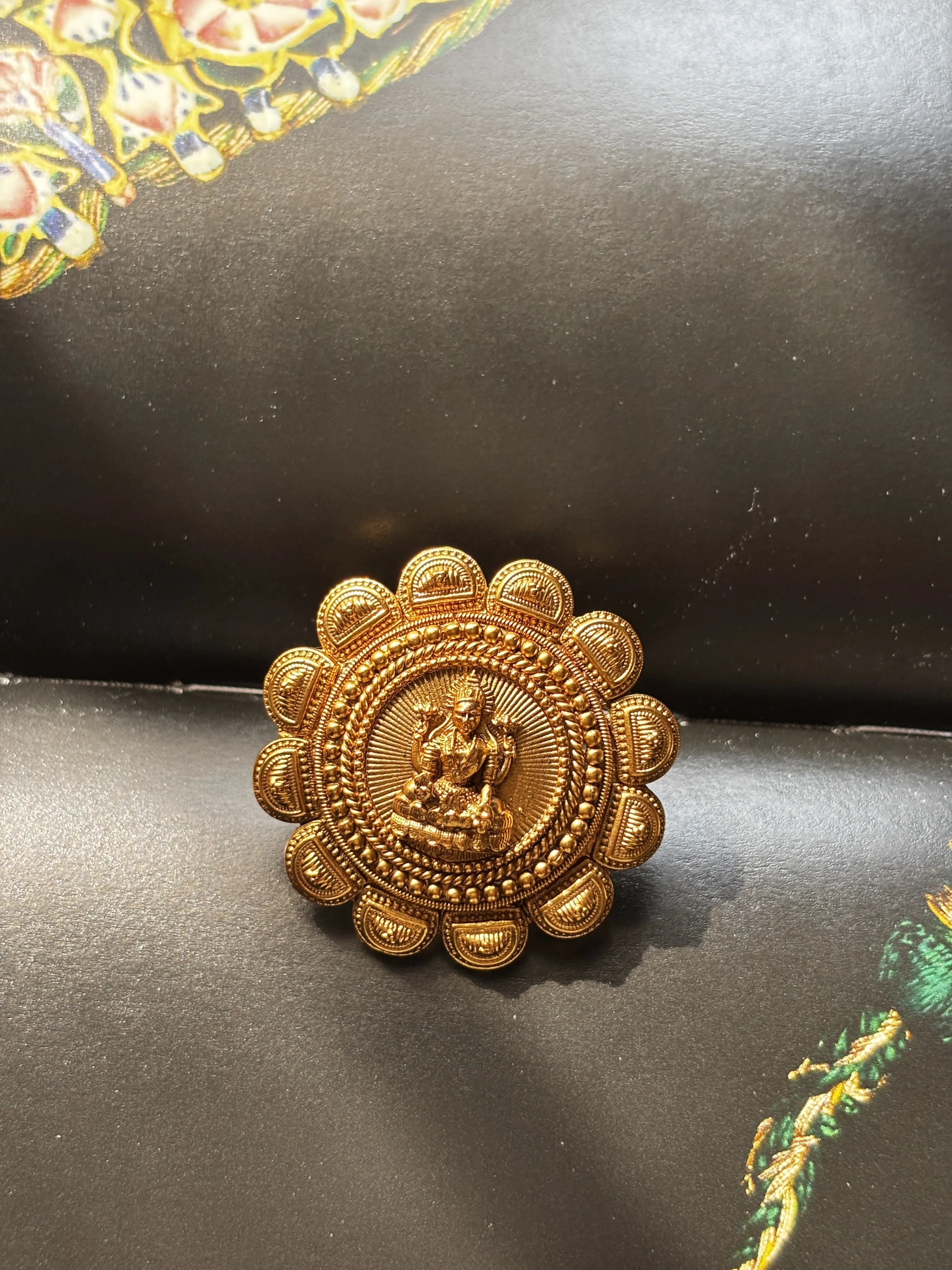 Maharani Gold Ring