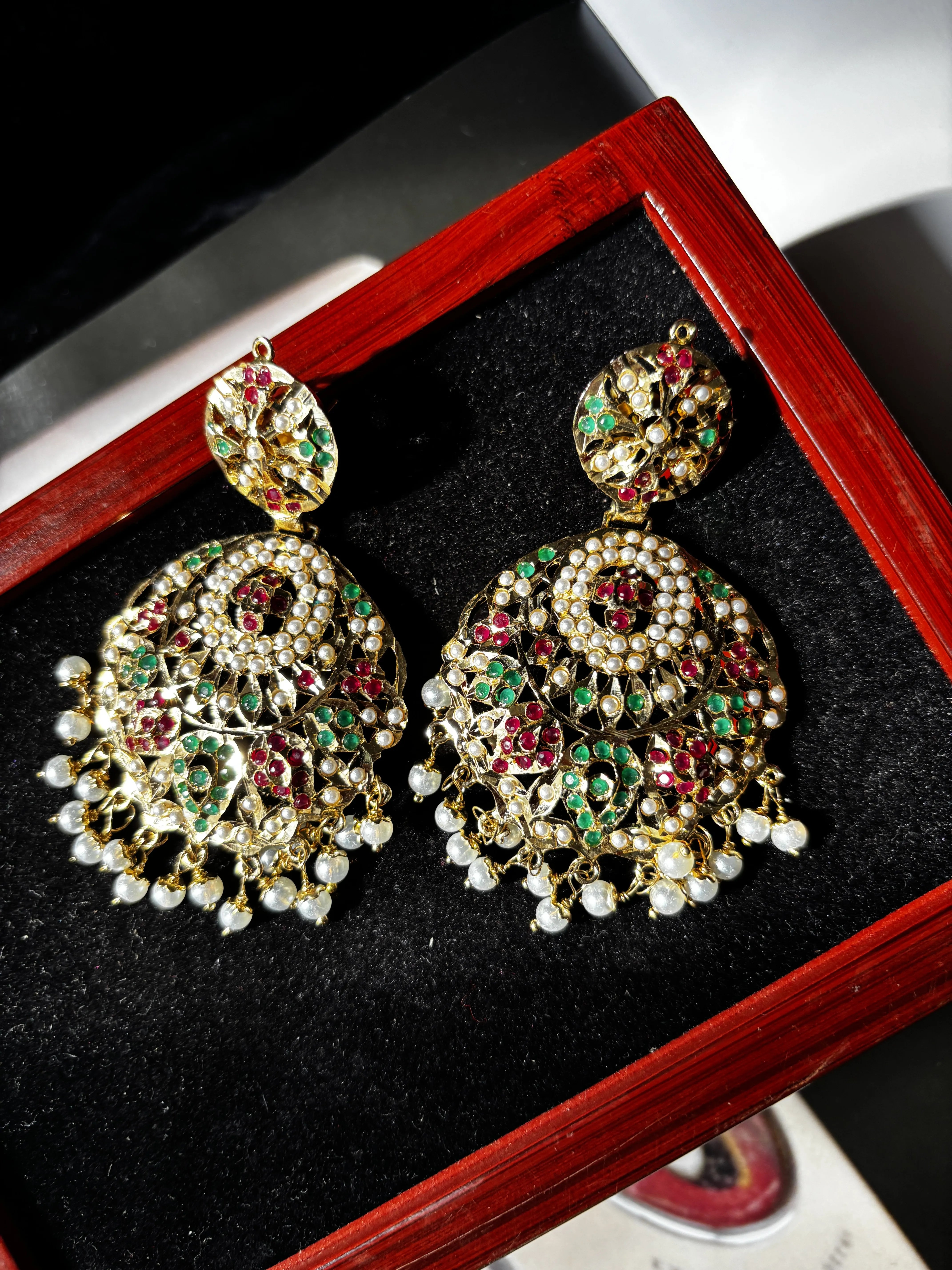 Zarina Jadau Chandbaalis