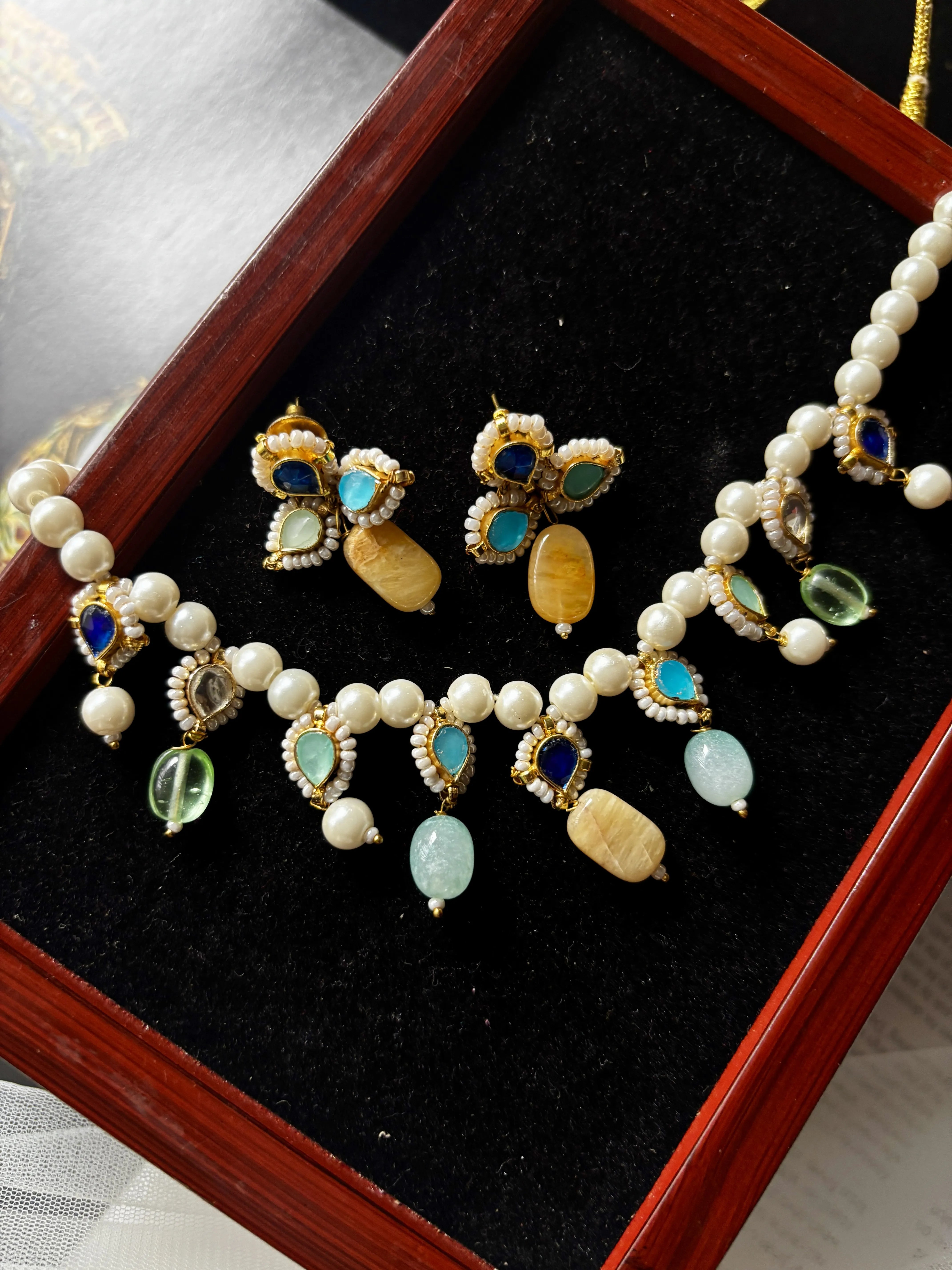 Tuscany Pearl Necklace With Pink Mint Touch