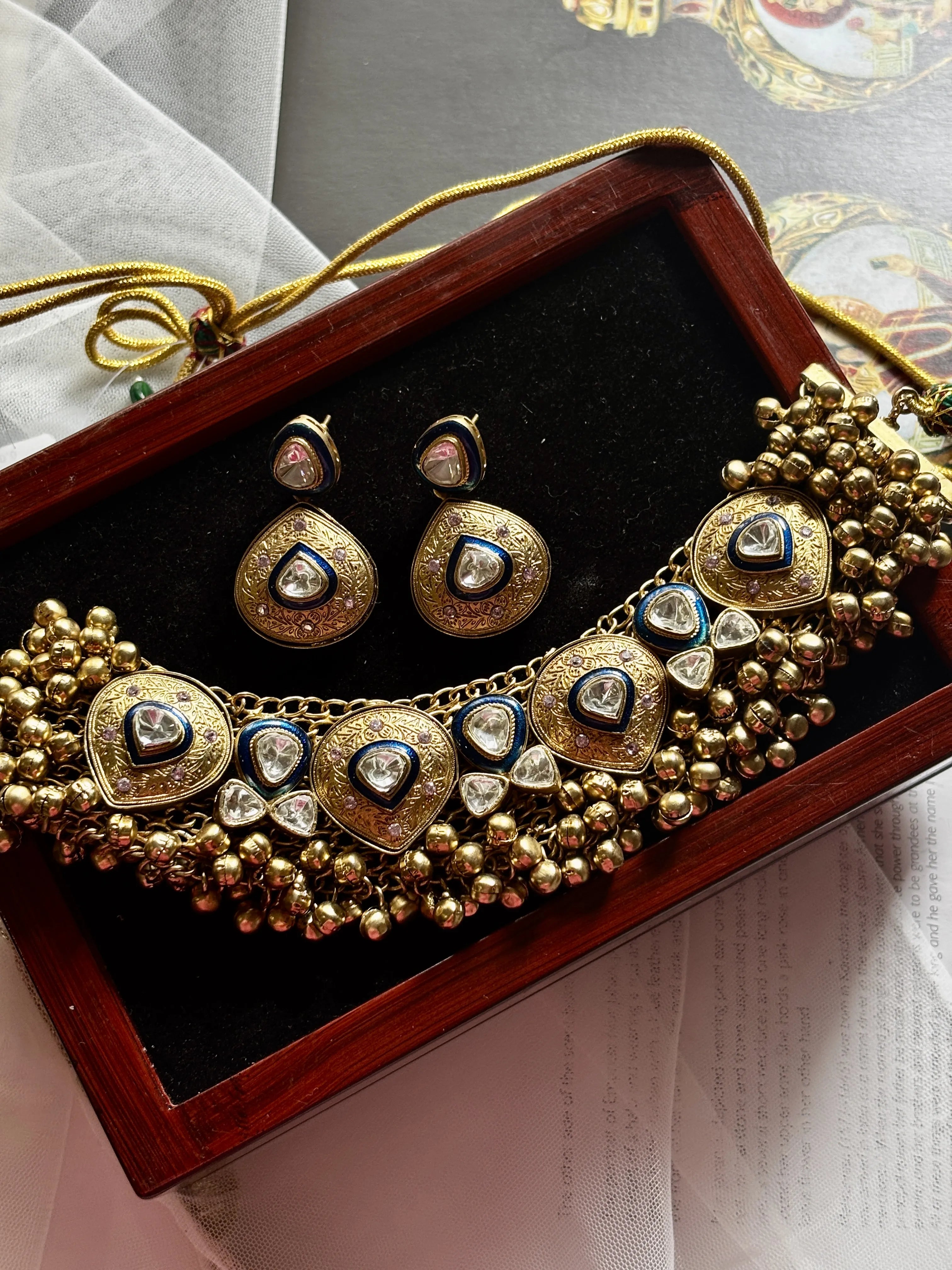 Kanaka Heritage Polki Meenakari Set