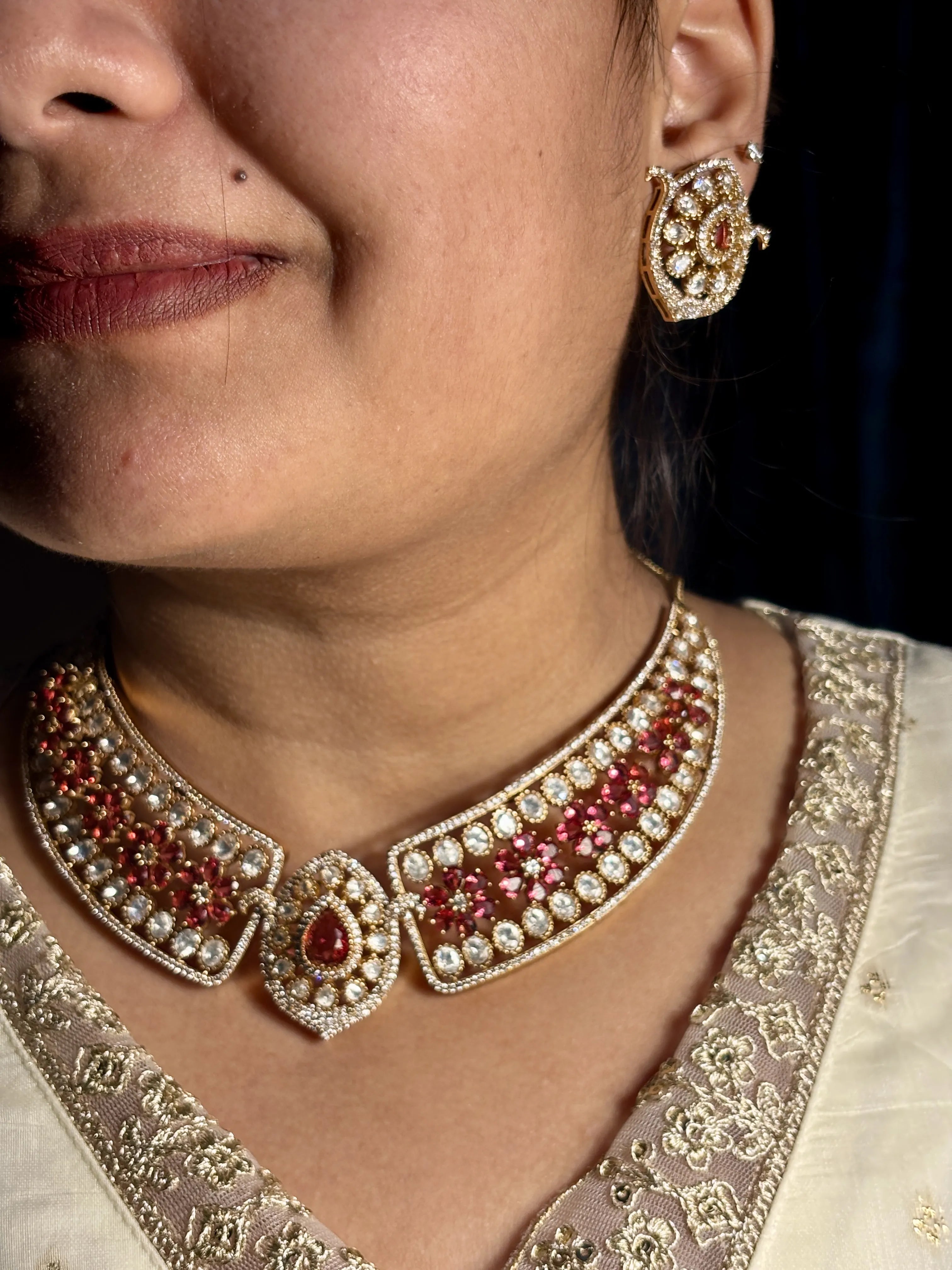Rani Gulnaar Red Necklace