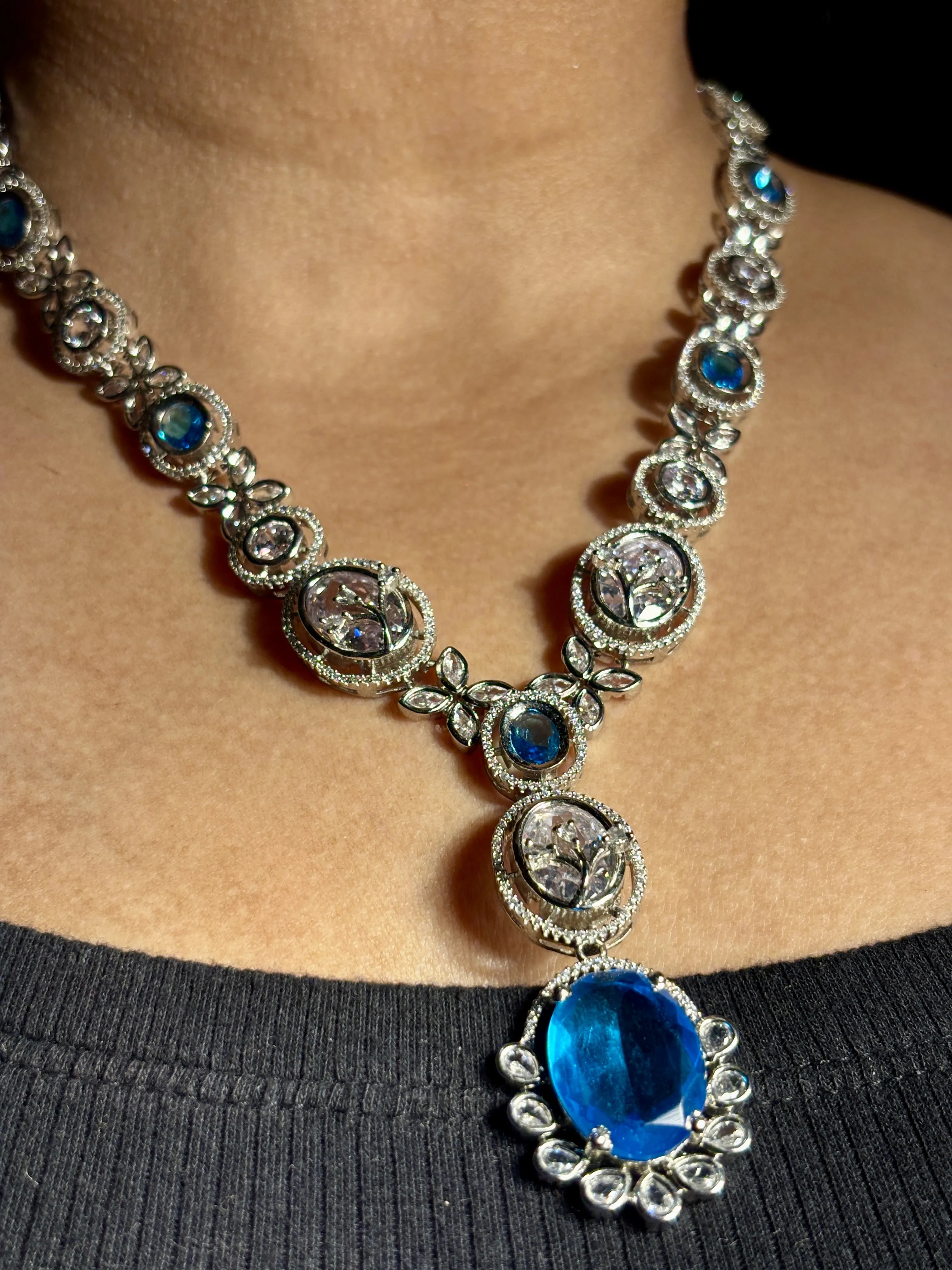 Aquamarine Beruj Dream Necklace Set