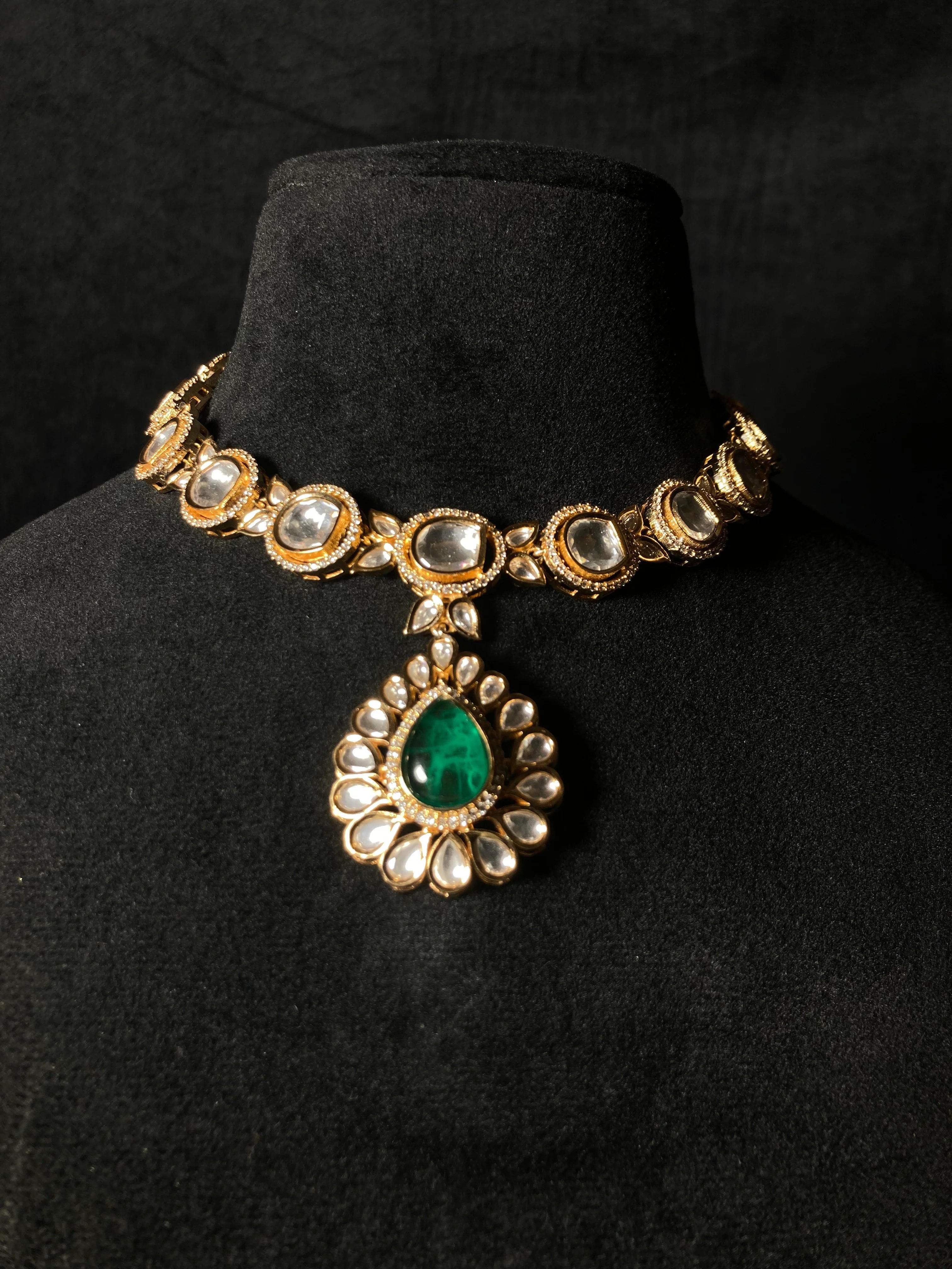 Kundan Set