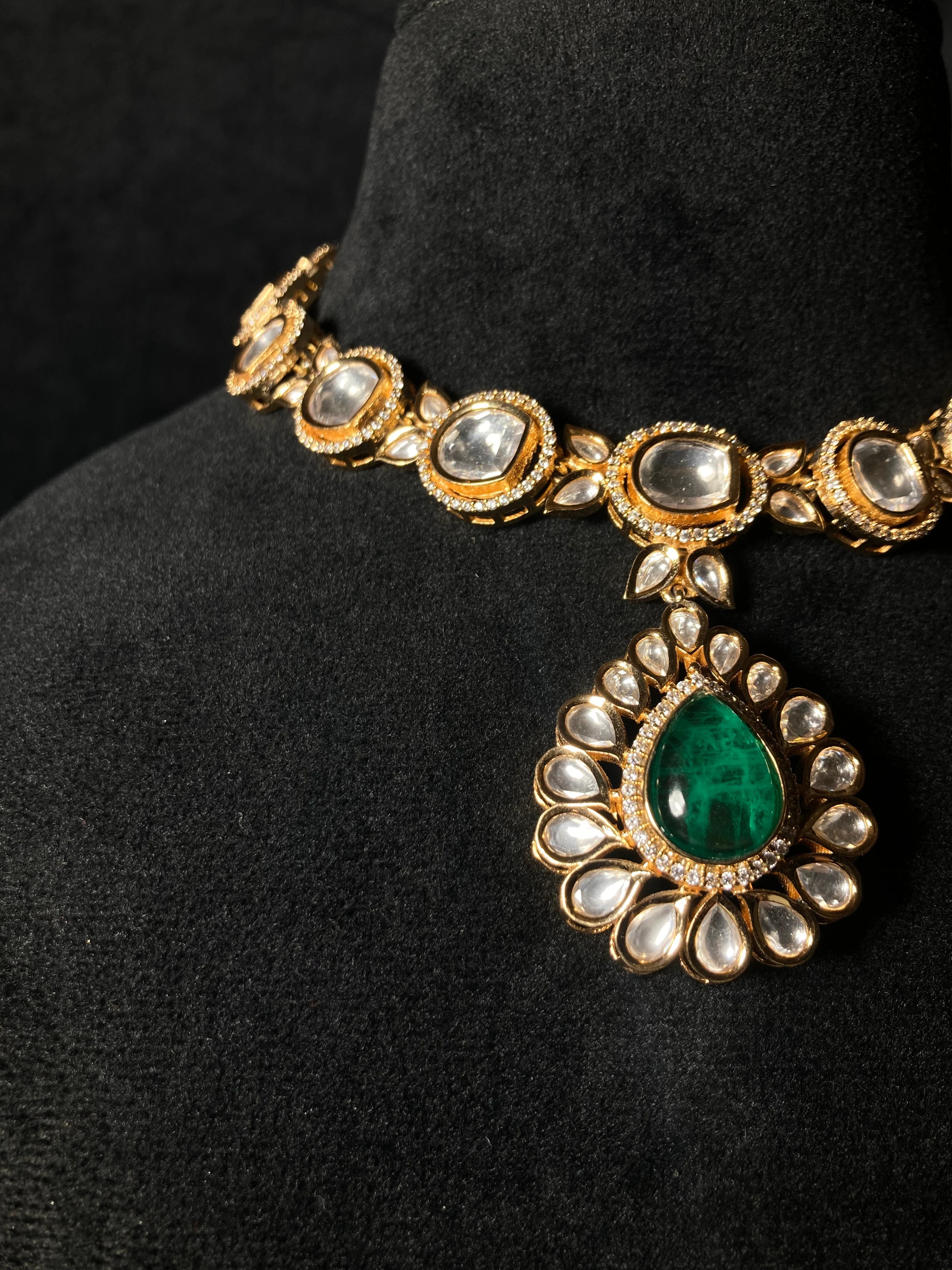 Kundan Set