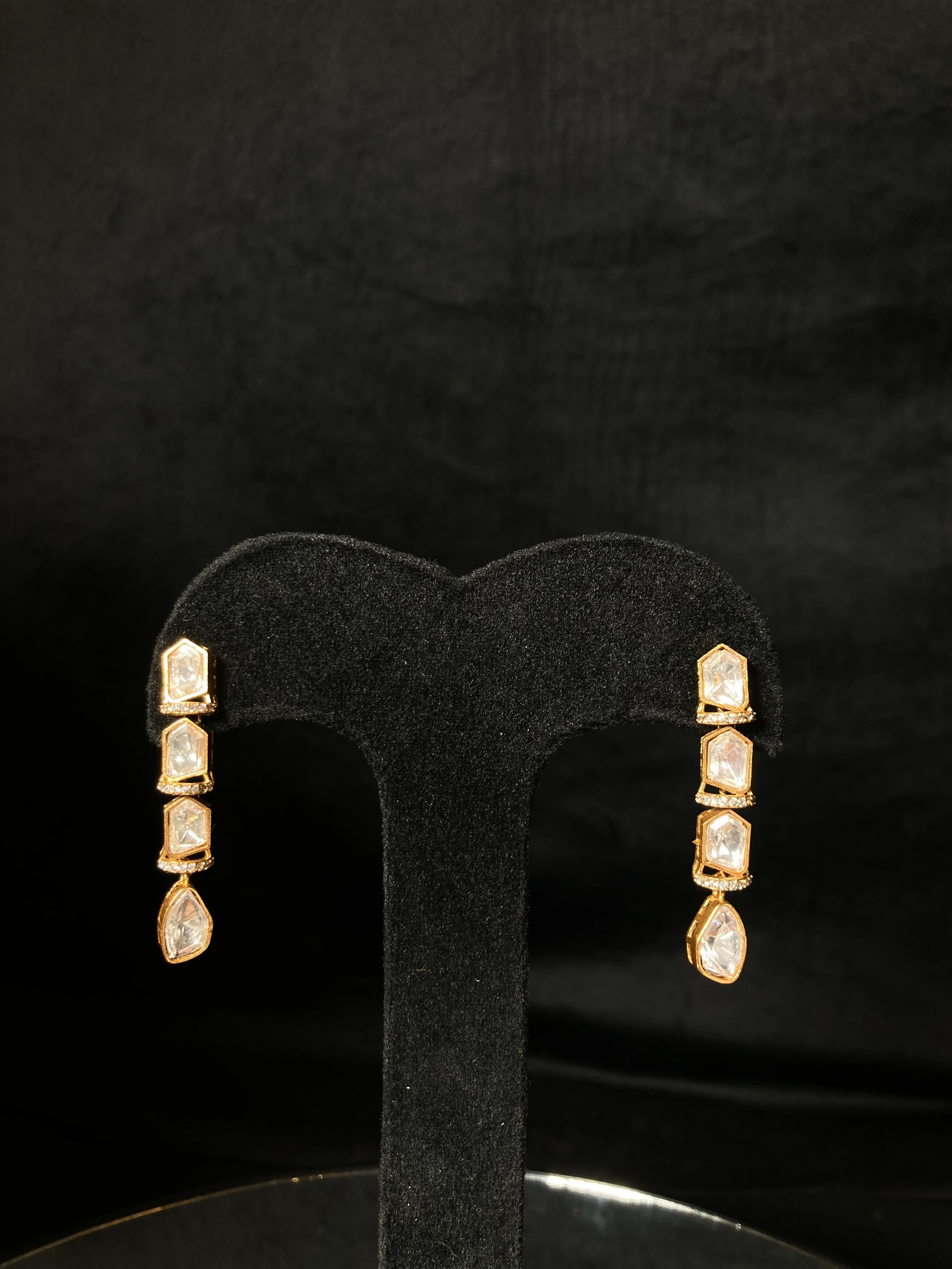 Sutra Moissanite Necklace Set