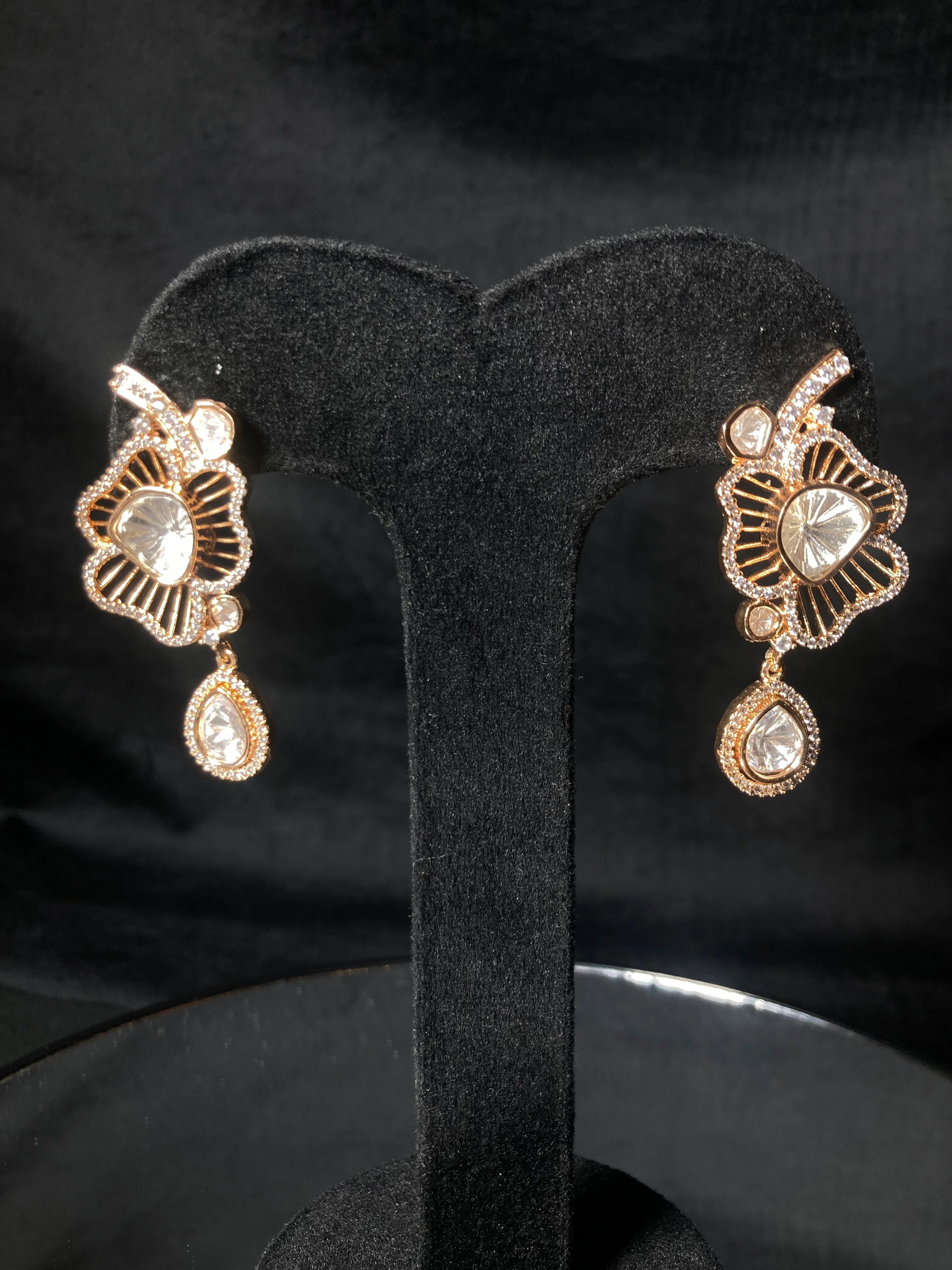 Céleste Moissanite Petal Pendant Set