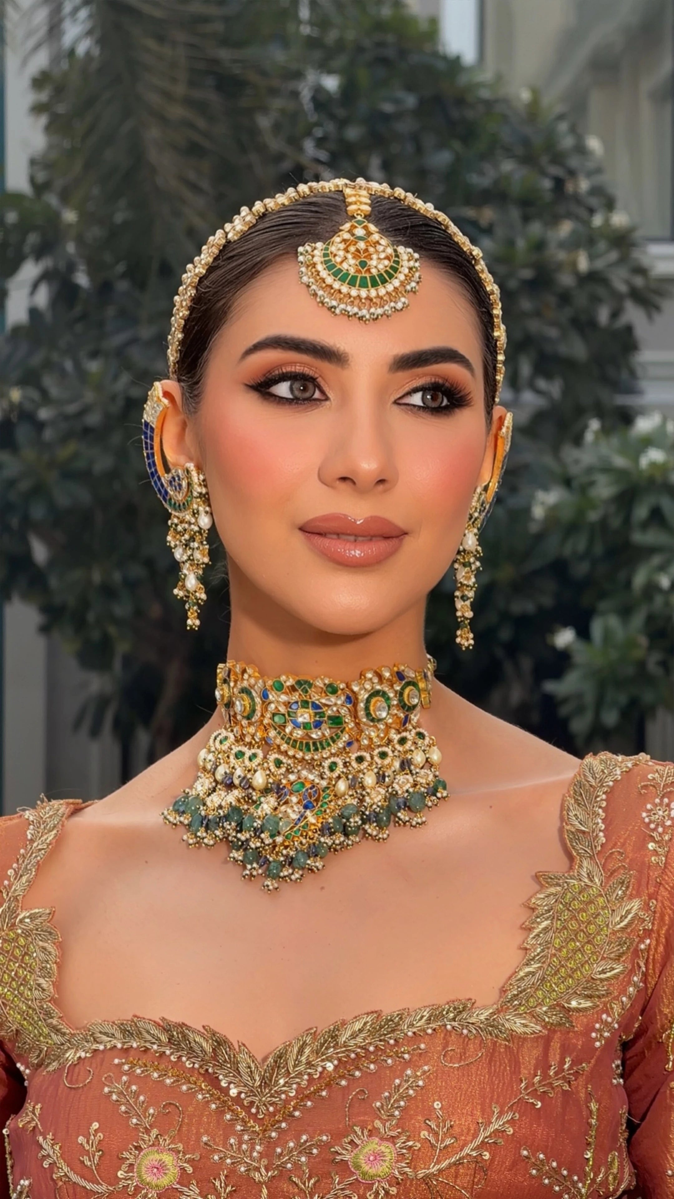 Imperial Noor Choker Set