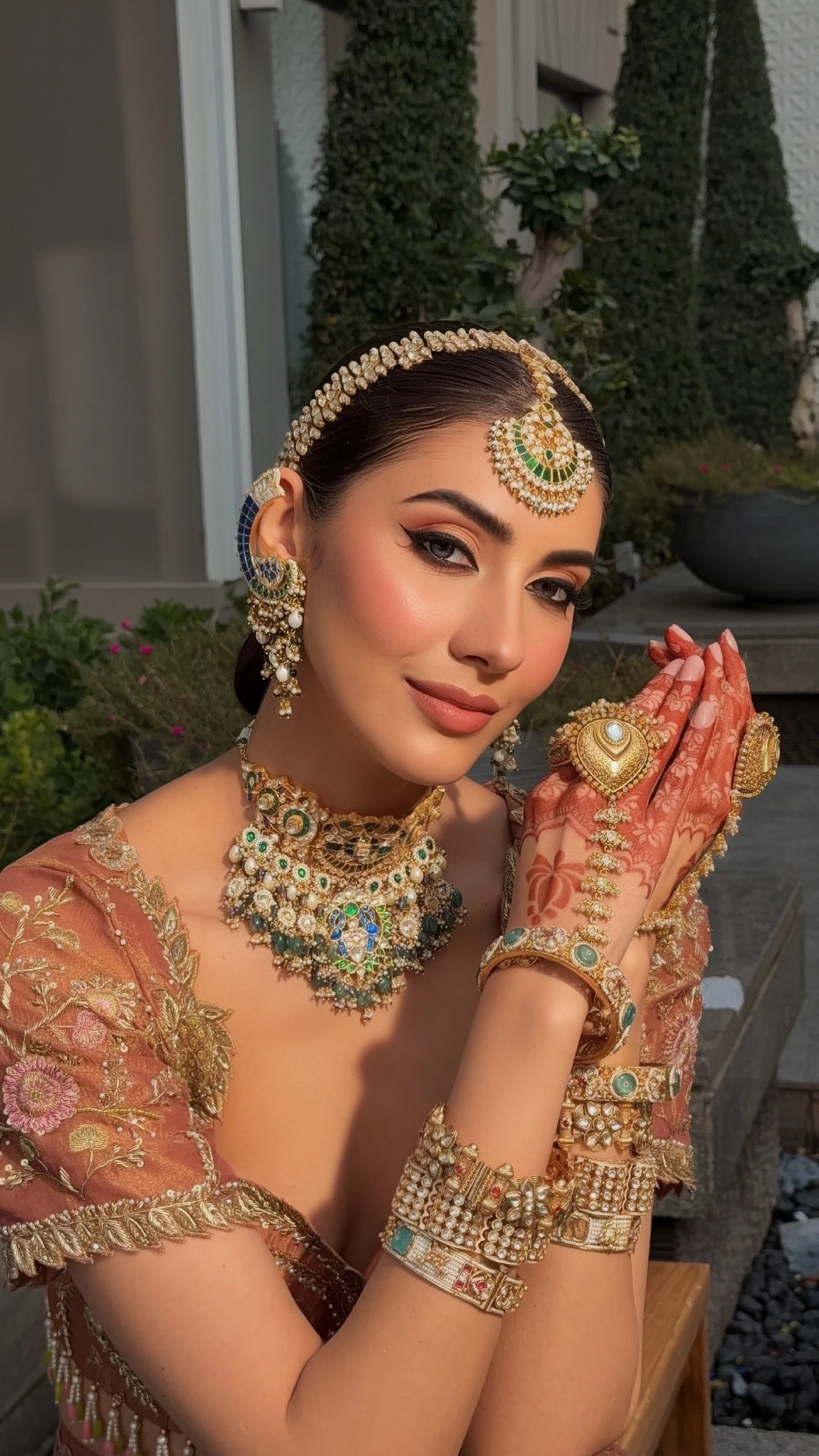 Imperial Noor Choker Set