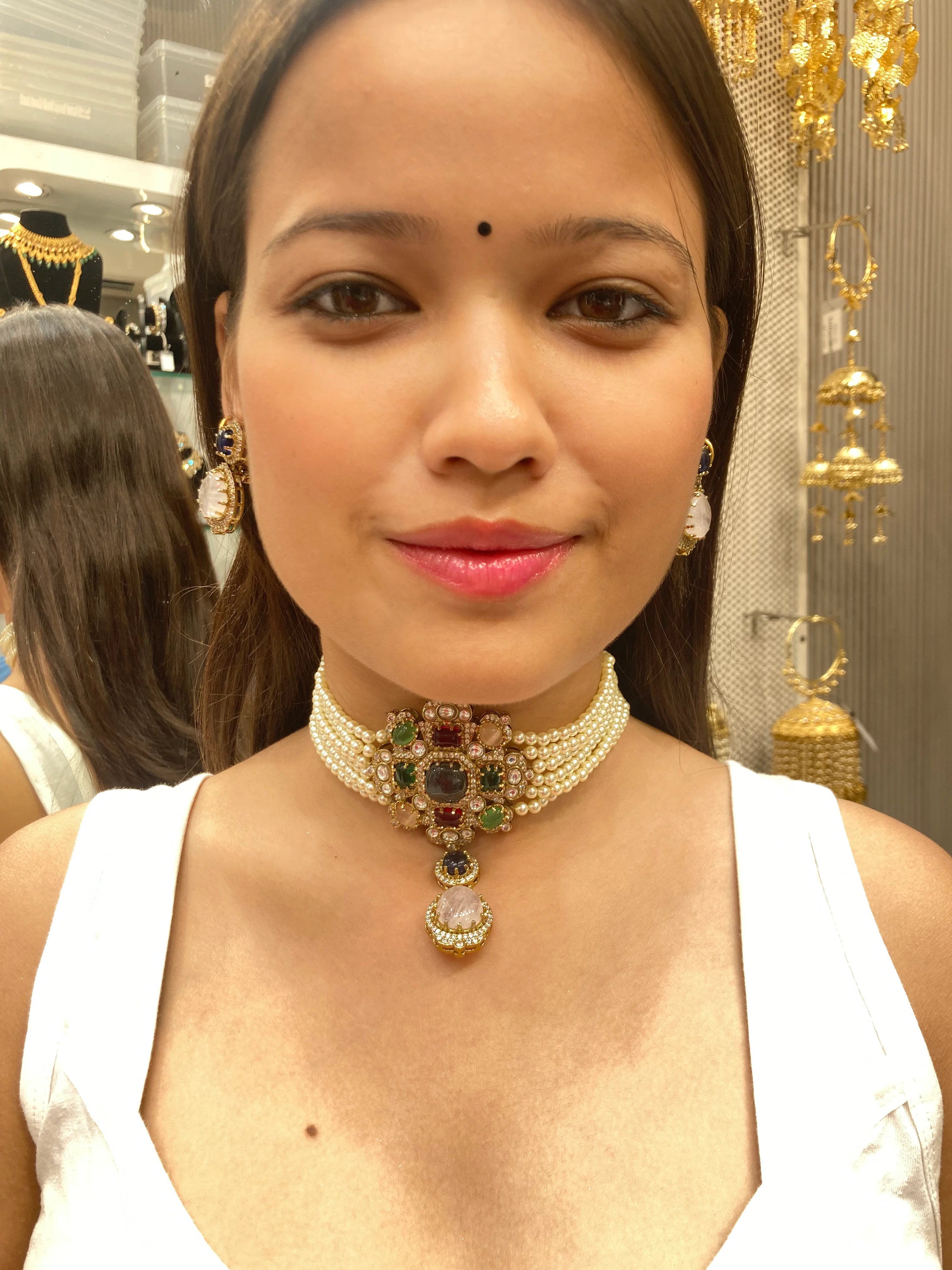 Regalia Choker With White Pearls