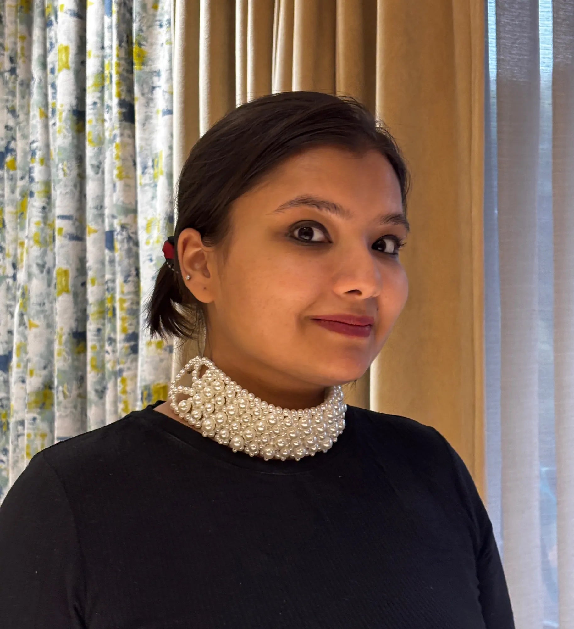 Hepburn Mother Of Pearls Choker