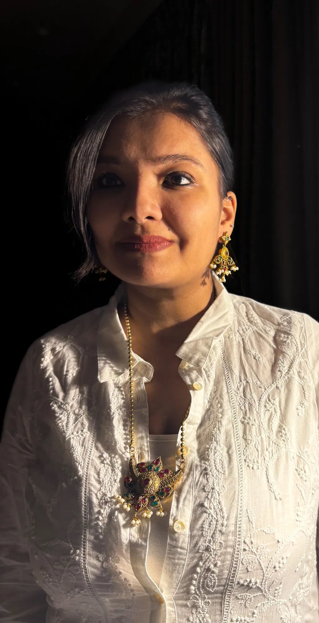 Suvarna Pendant Set