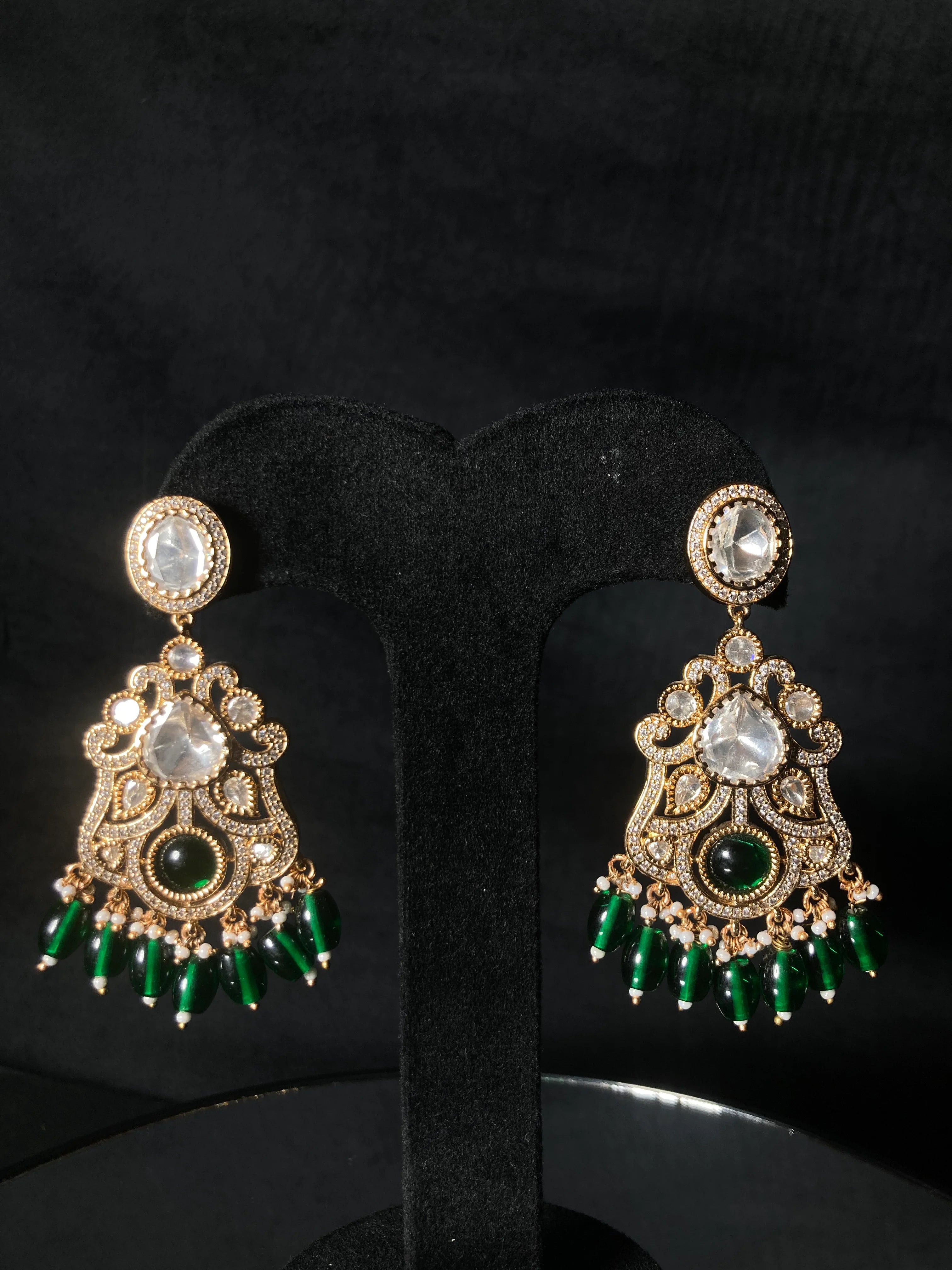 Amara Green Earring