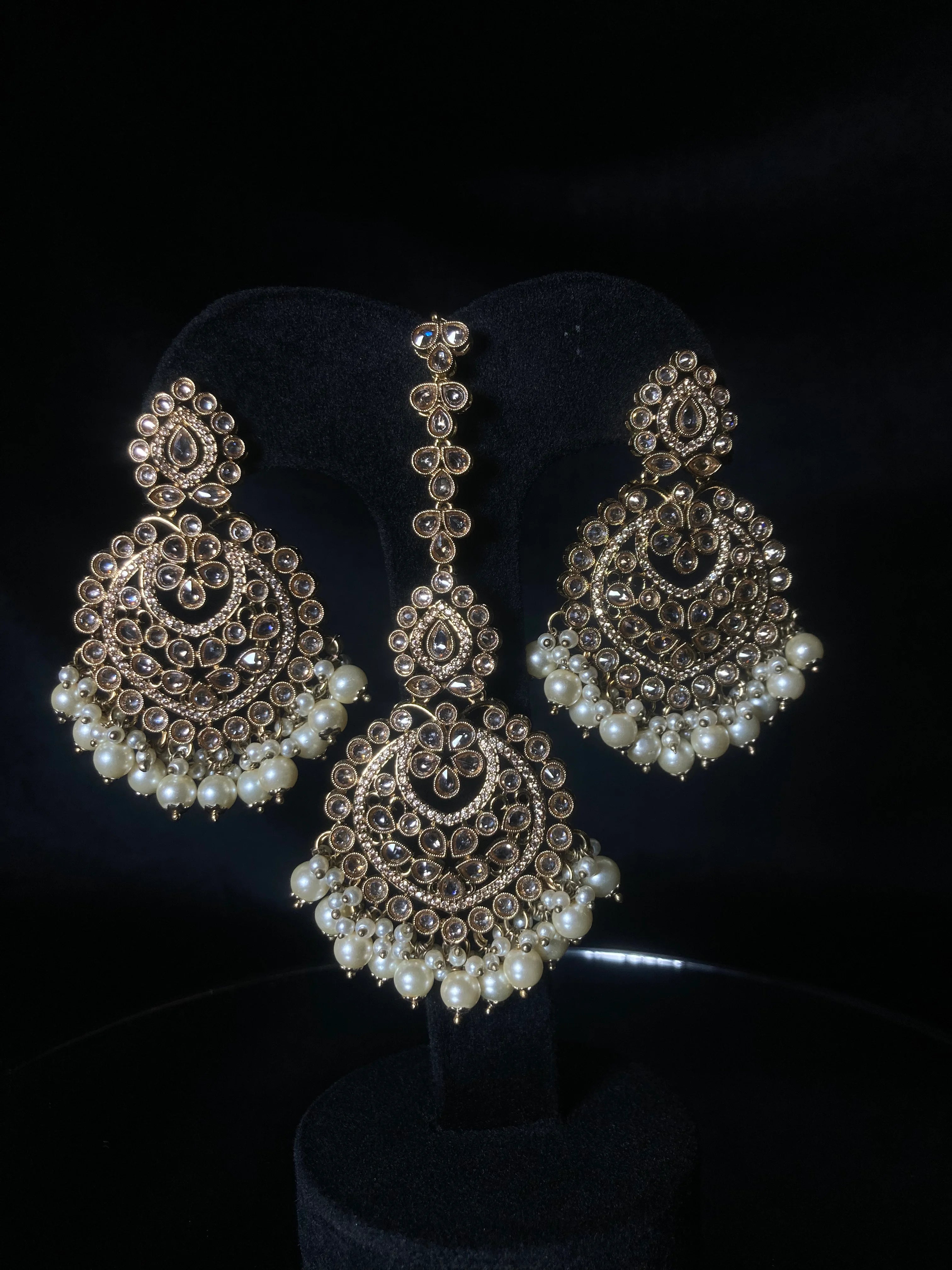Earring Tikka