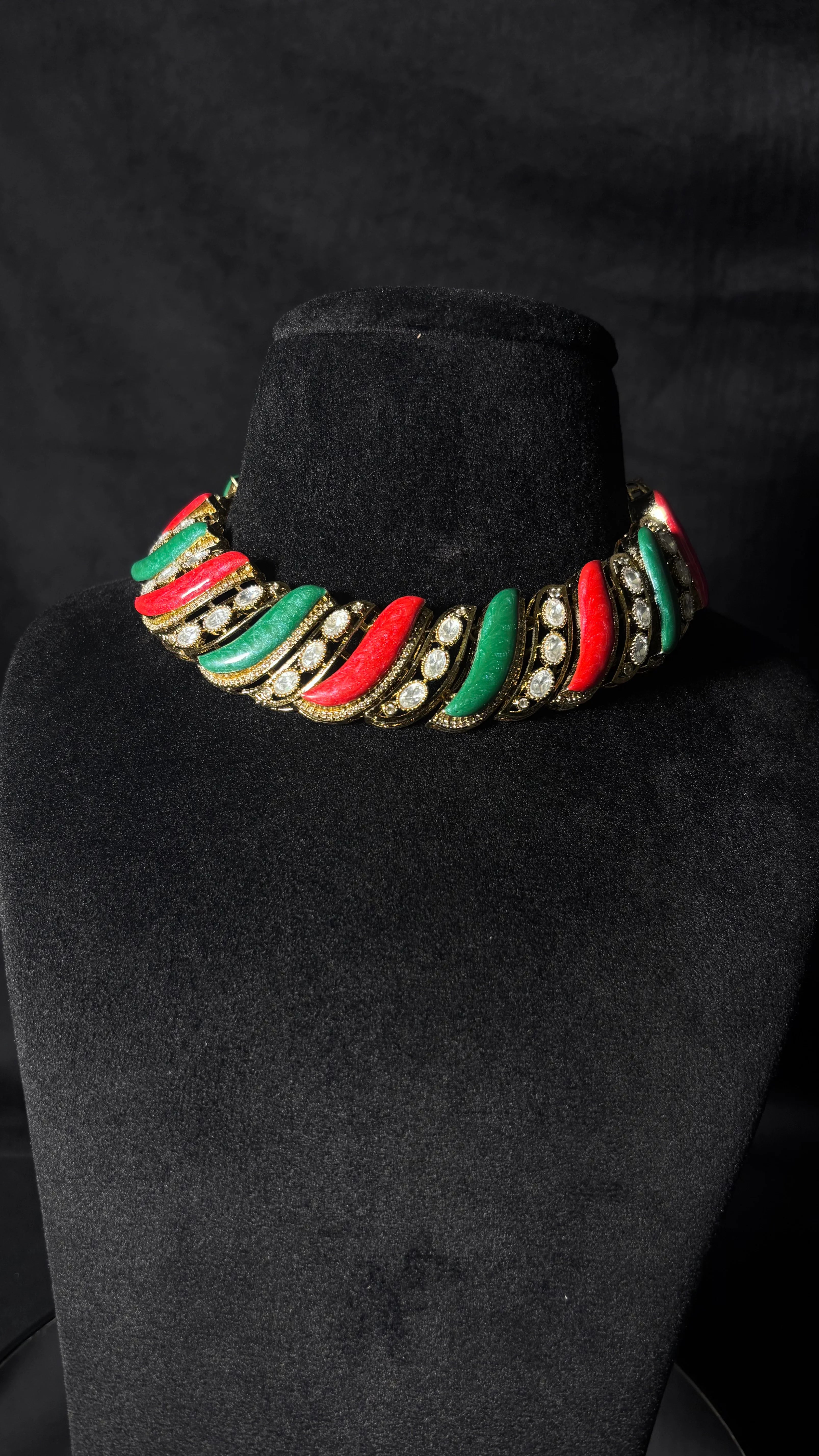 Meenakari Swirl Heritage Necklace Set
