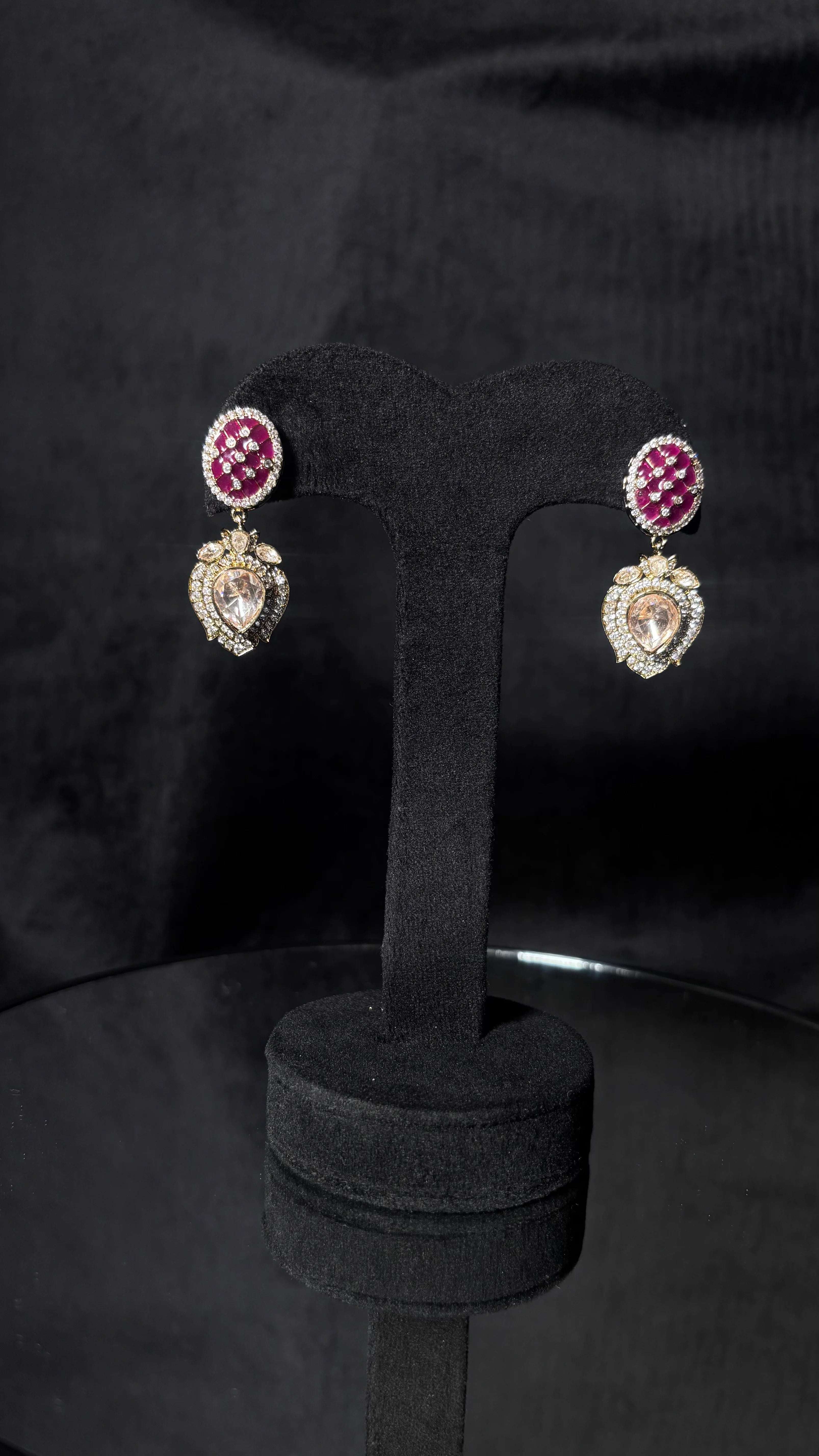 Riwaayat Victorian Necklace