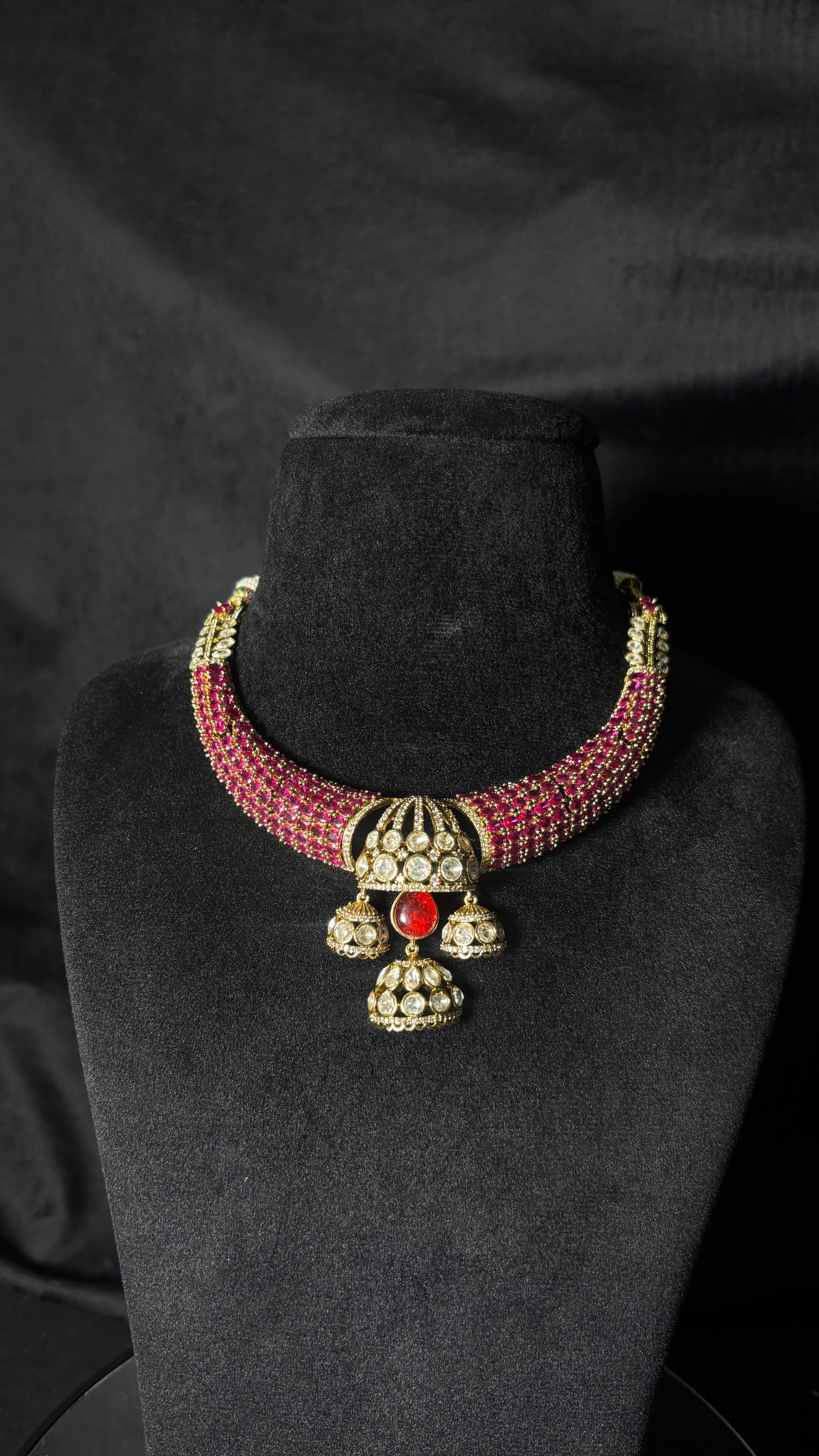 Ruby Hasli Necklace set