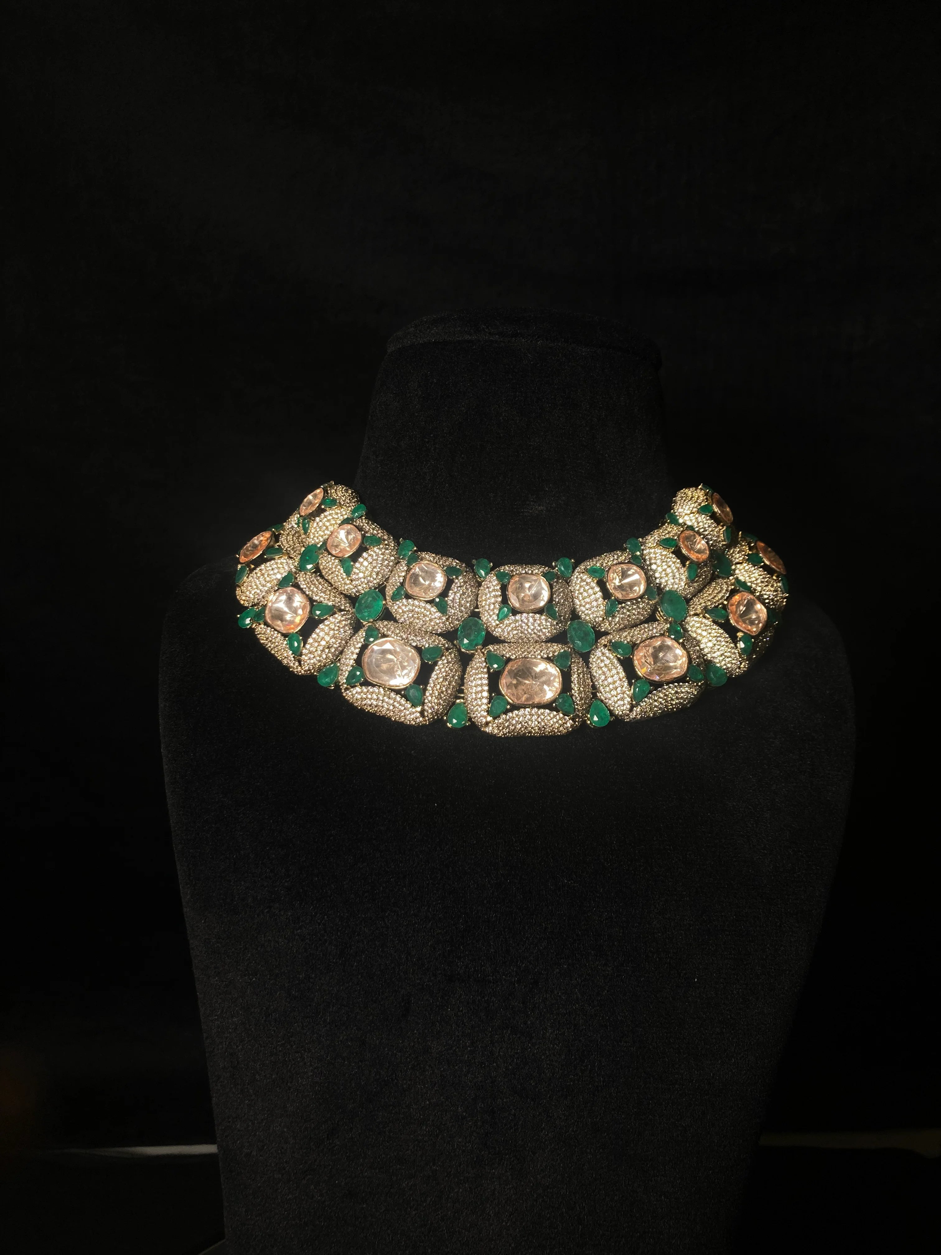Aurelia Emerald Choker Set