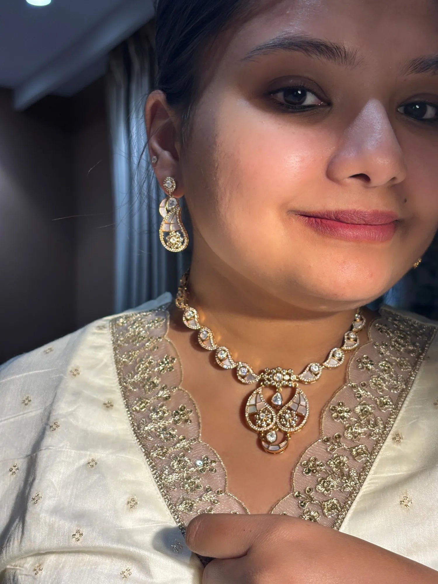 Amara White Necklace