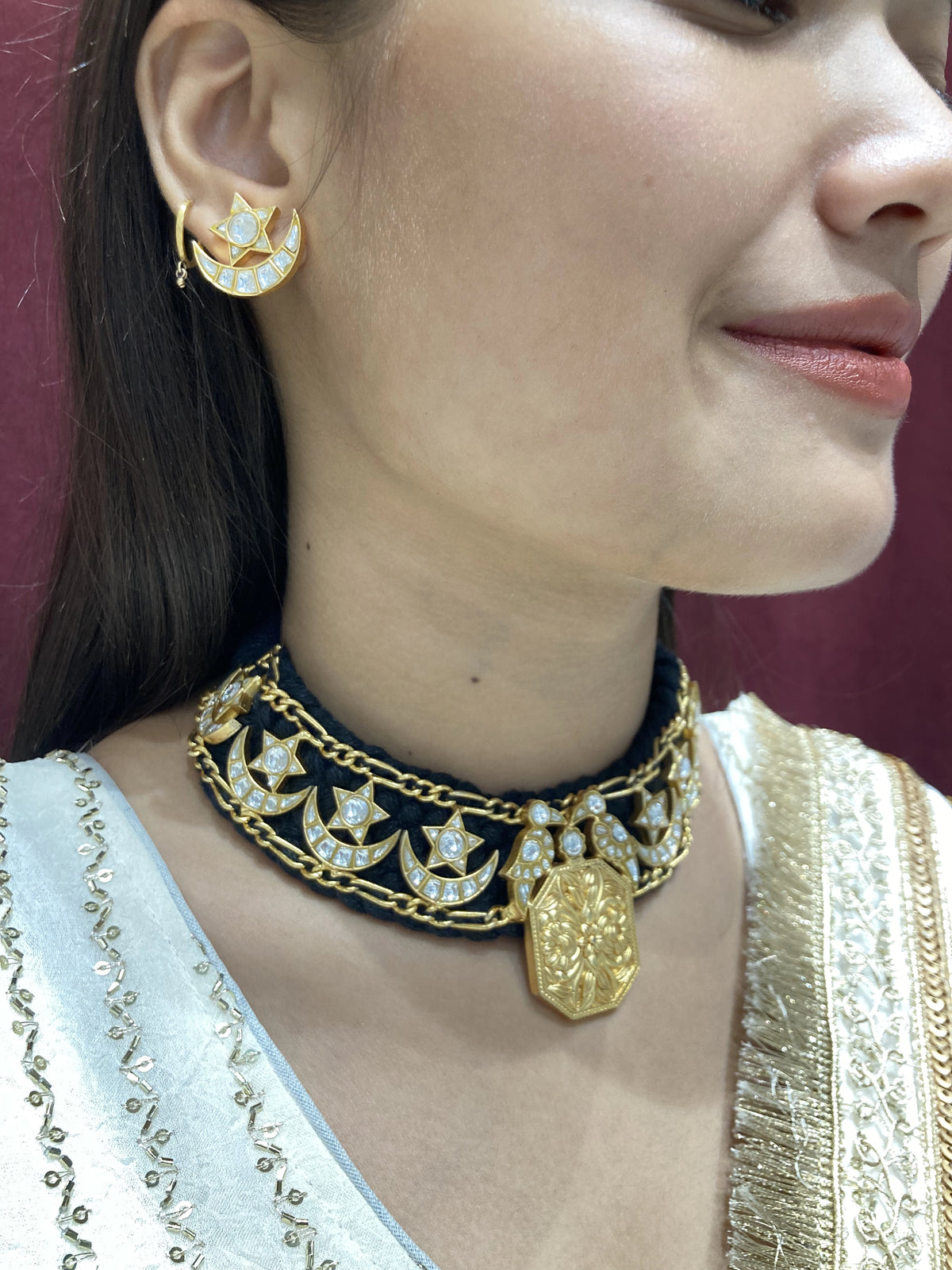 Golden Medallion Necklace