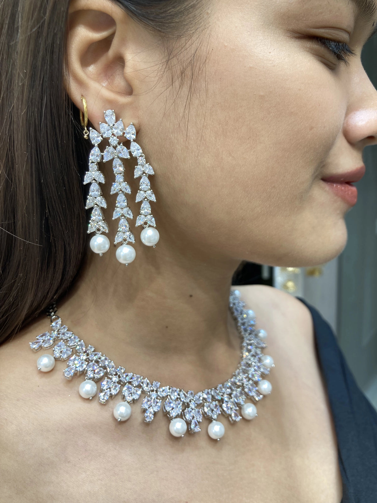 Pearly Pearl Necklace