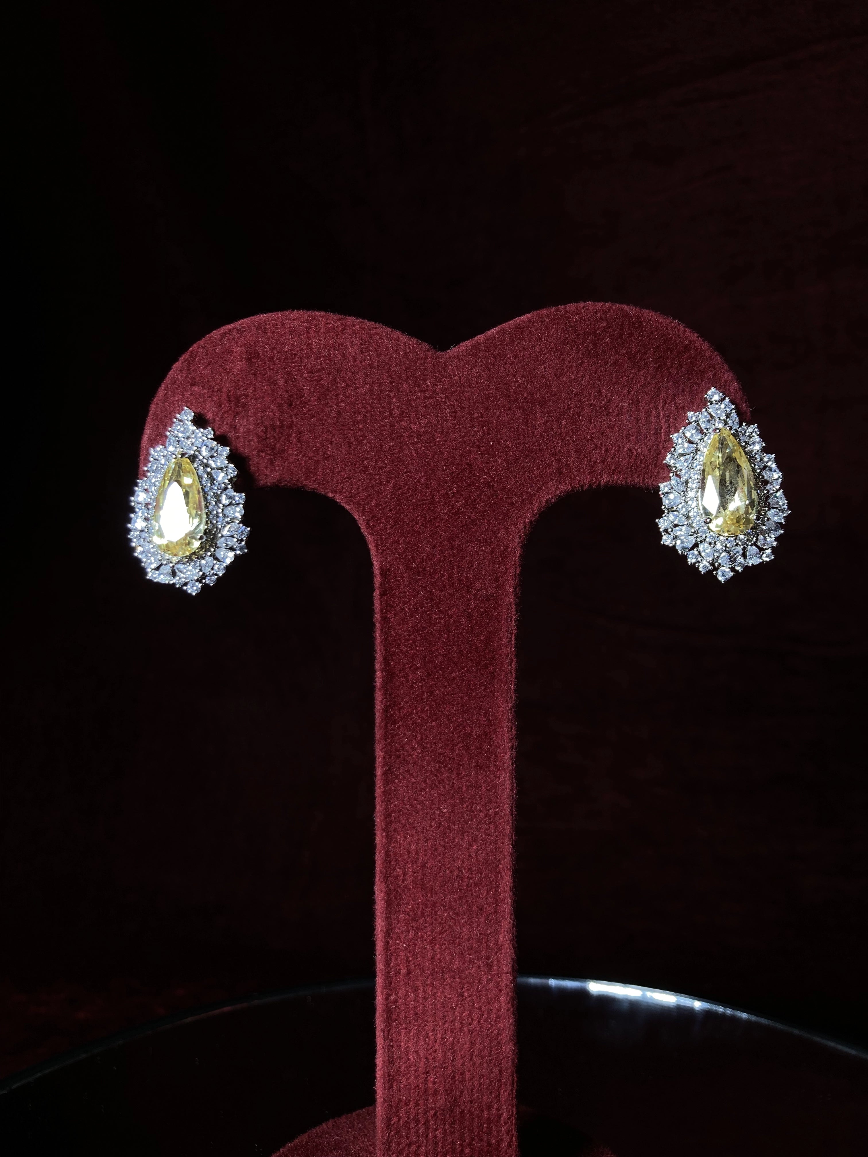 Aurora Golden Veil Citrine Pendant Set