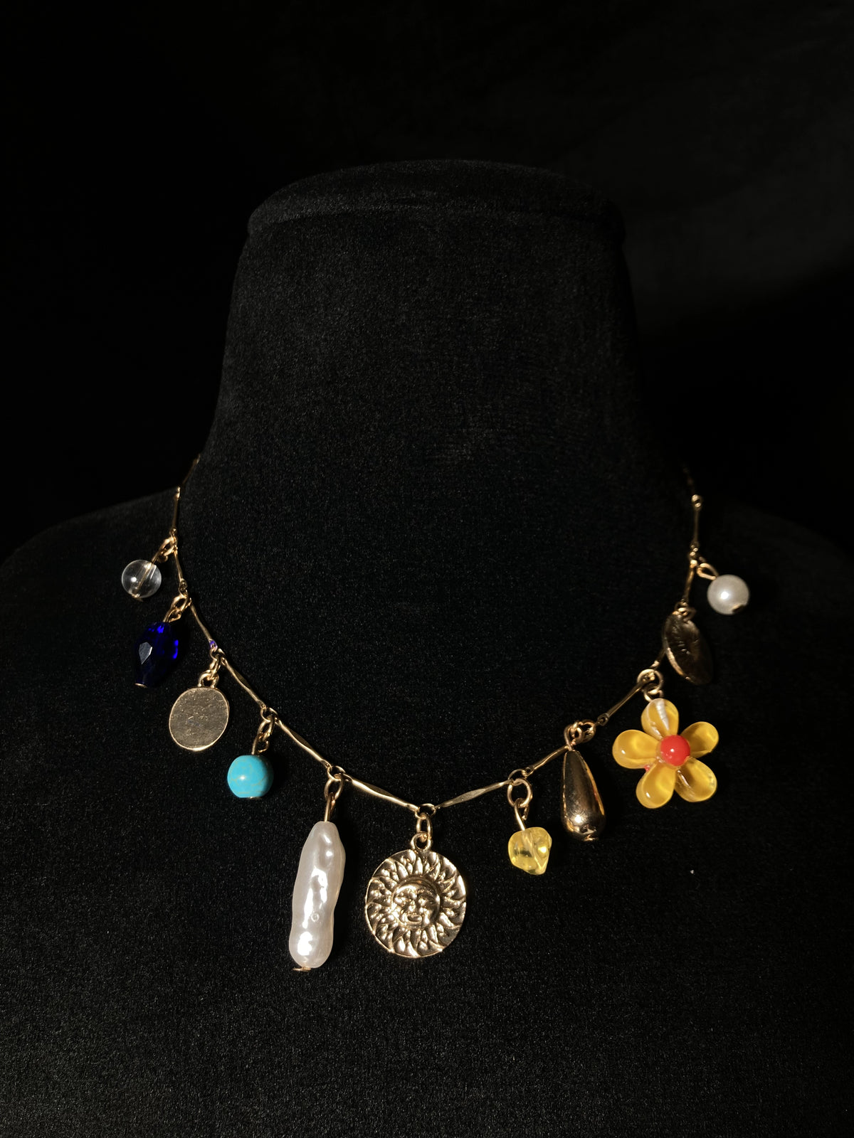 The Daisies Are Here Necklace