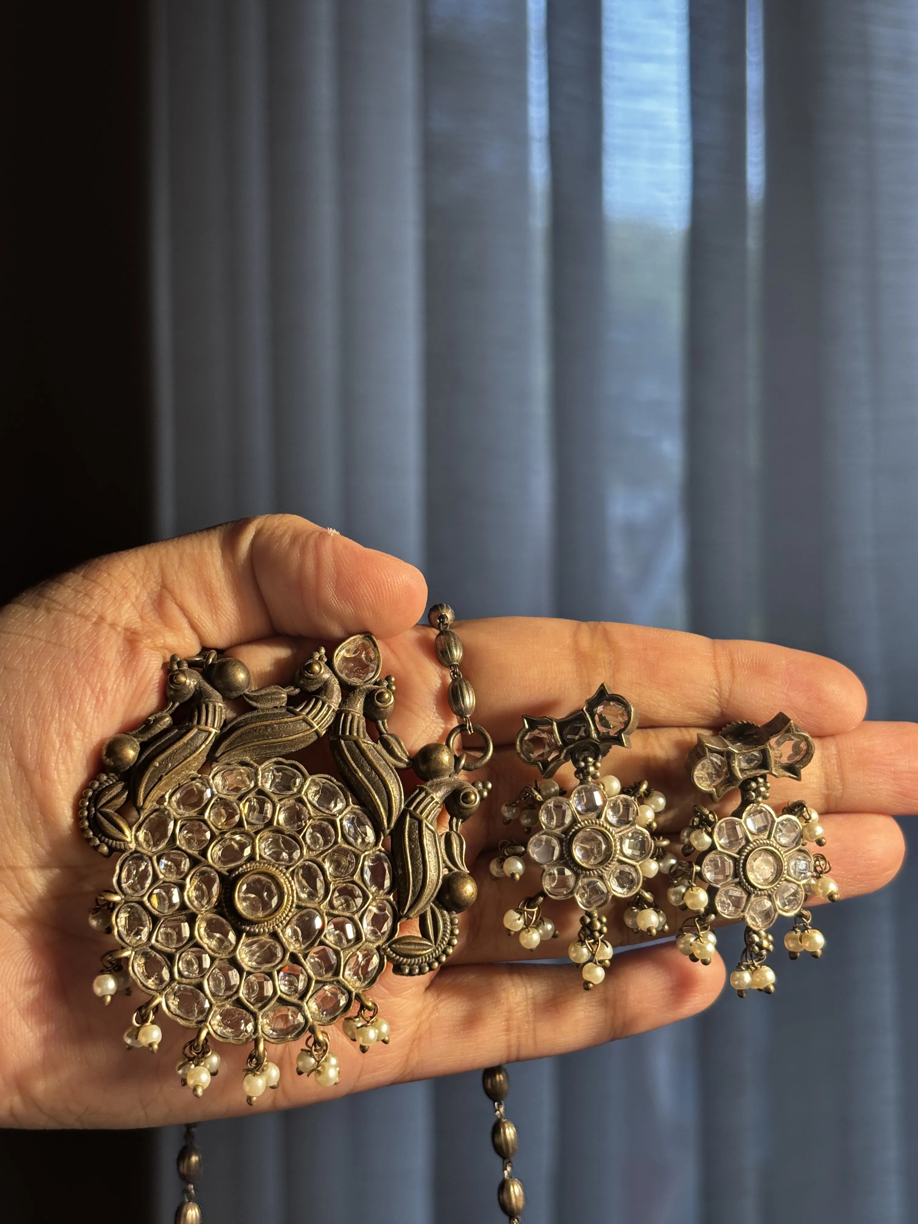 Zeenat Oxidised Pendant Set