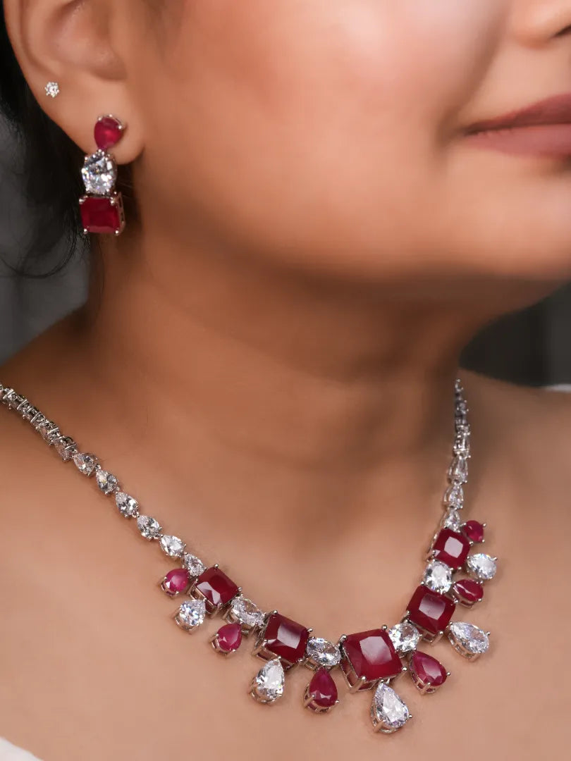 Aurora Ruby Roselight Necklace Set