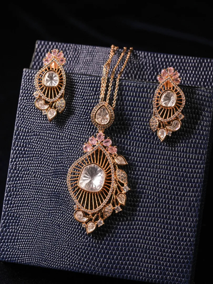 Pink Minimalist Moissanite Pendant Set