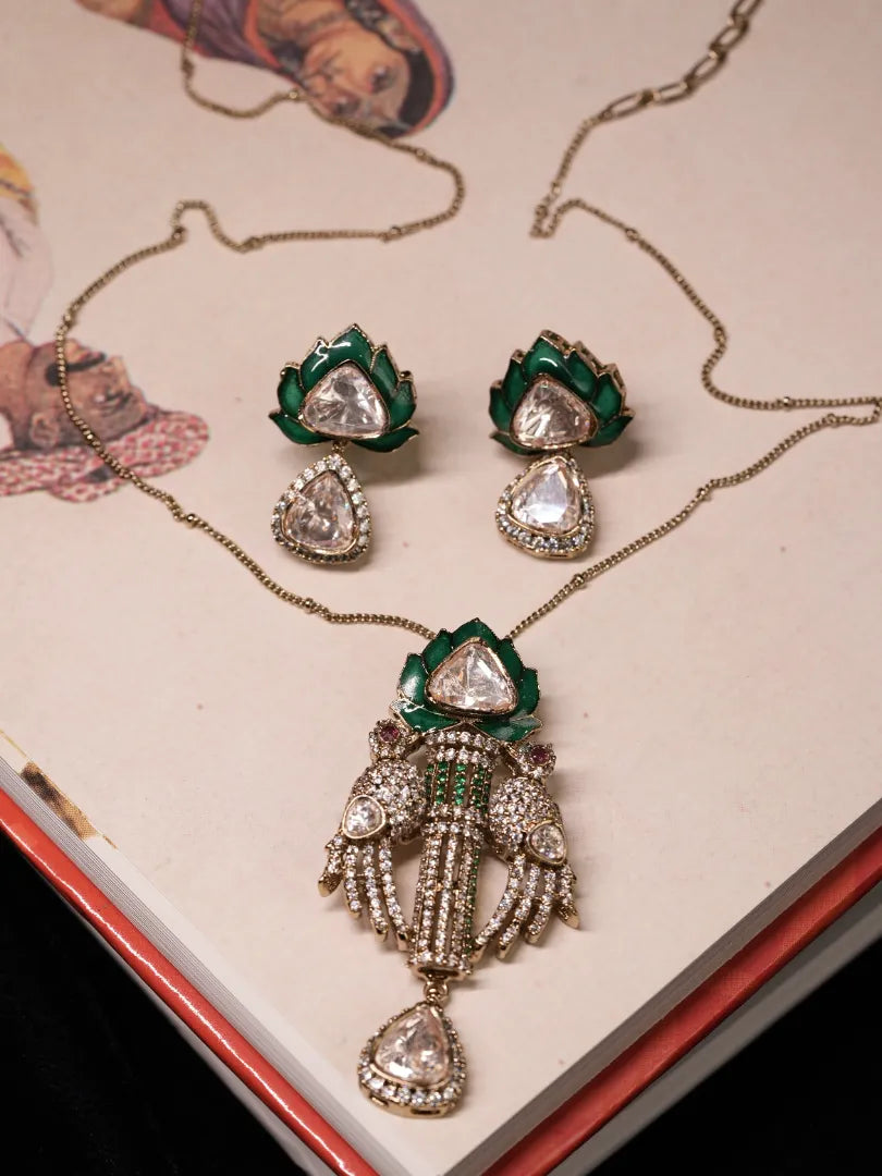 Green Pendant Set With Bird Motifs