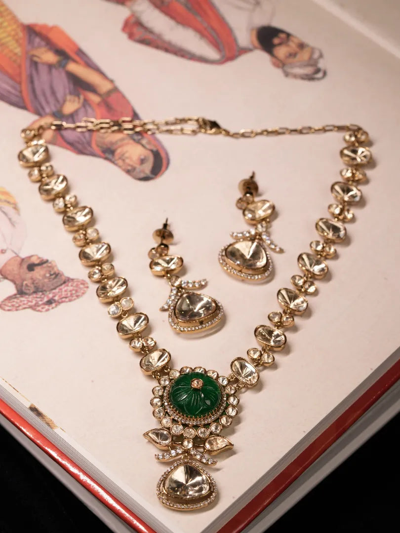 Green Gulzaar Timeless Pendant Set