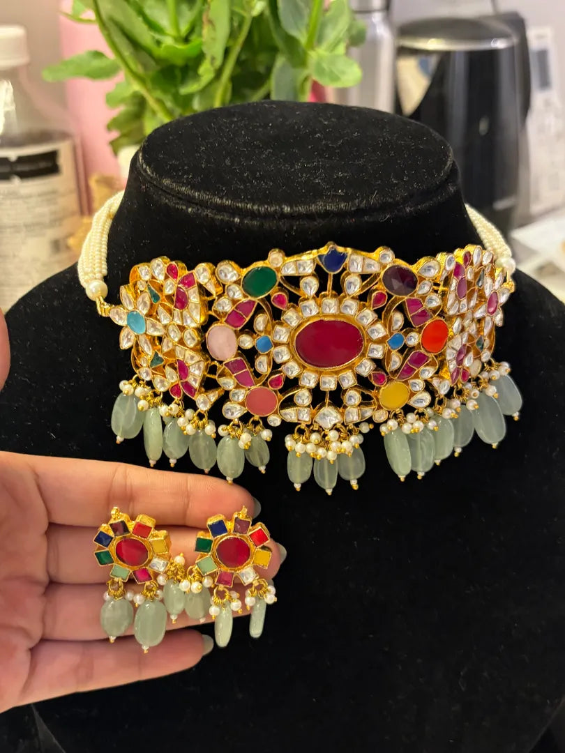 Rang E Noor Choker