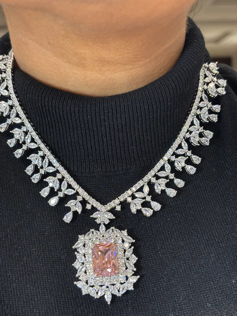 Aurora Sapphire Pendant Set