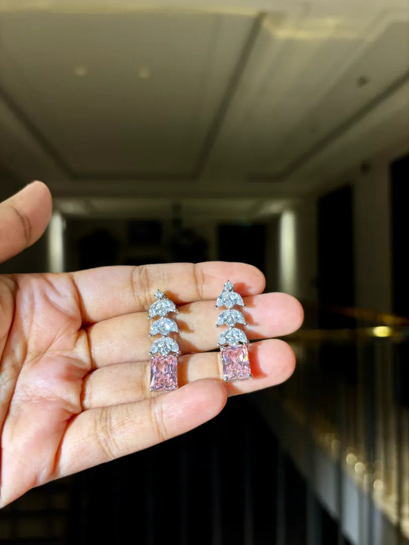 Aurora Sapphire Pendant Set