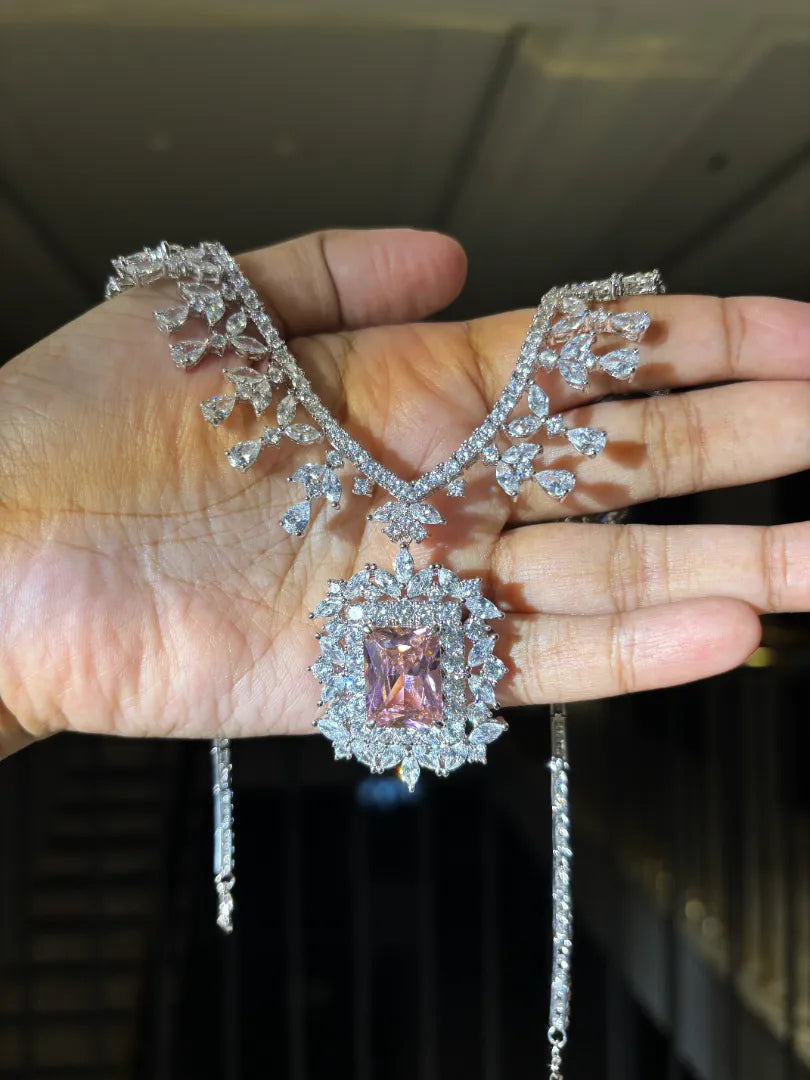 Aurora Sapphire Pendant Set