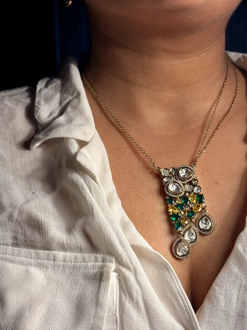 Amber Golden Emerald Pendant Set