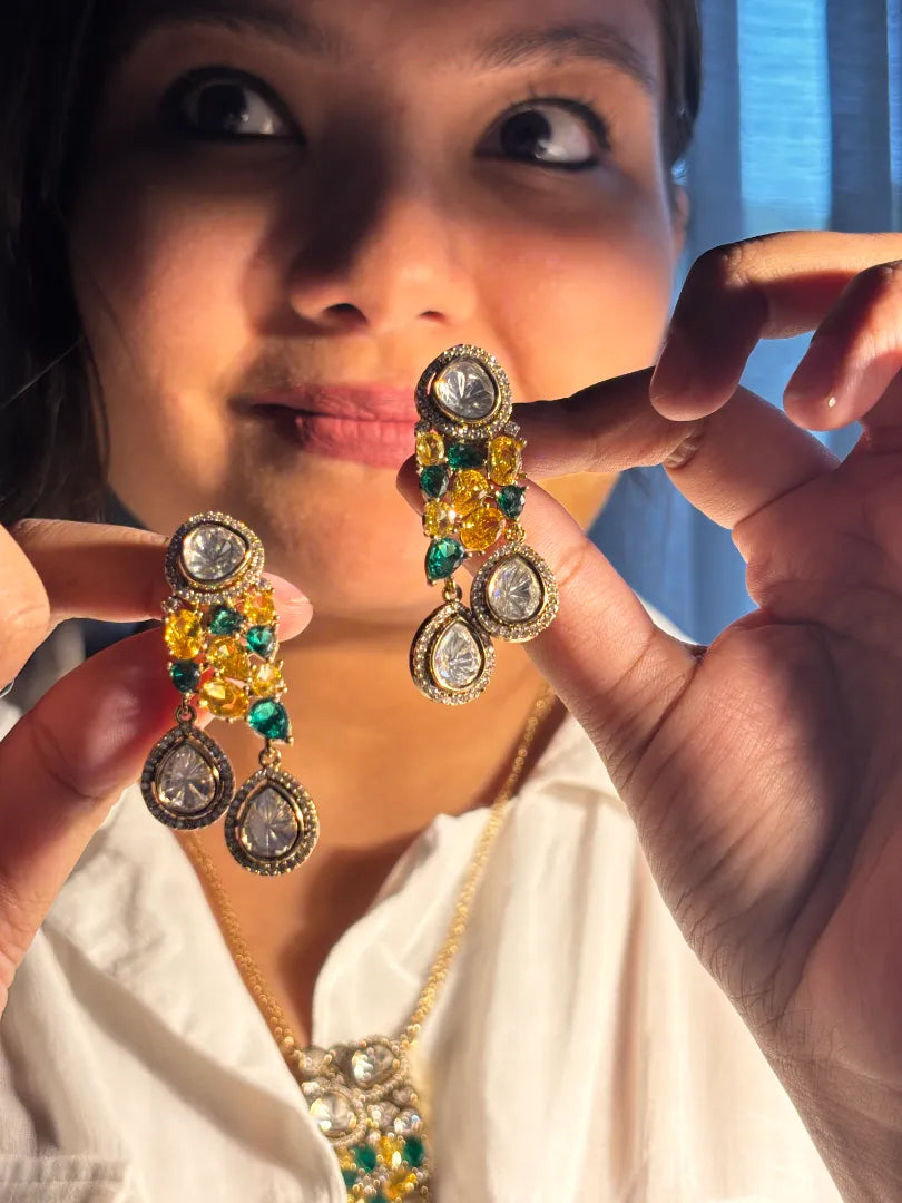 Amber Golden Emerald Pendant Set