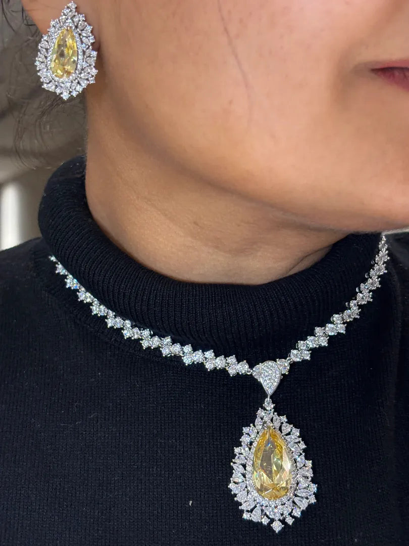 Aurora Golden Veil Citrine Pendant Set